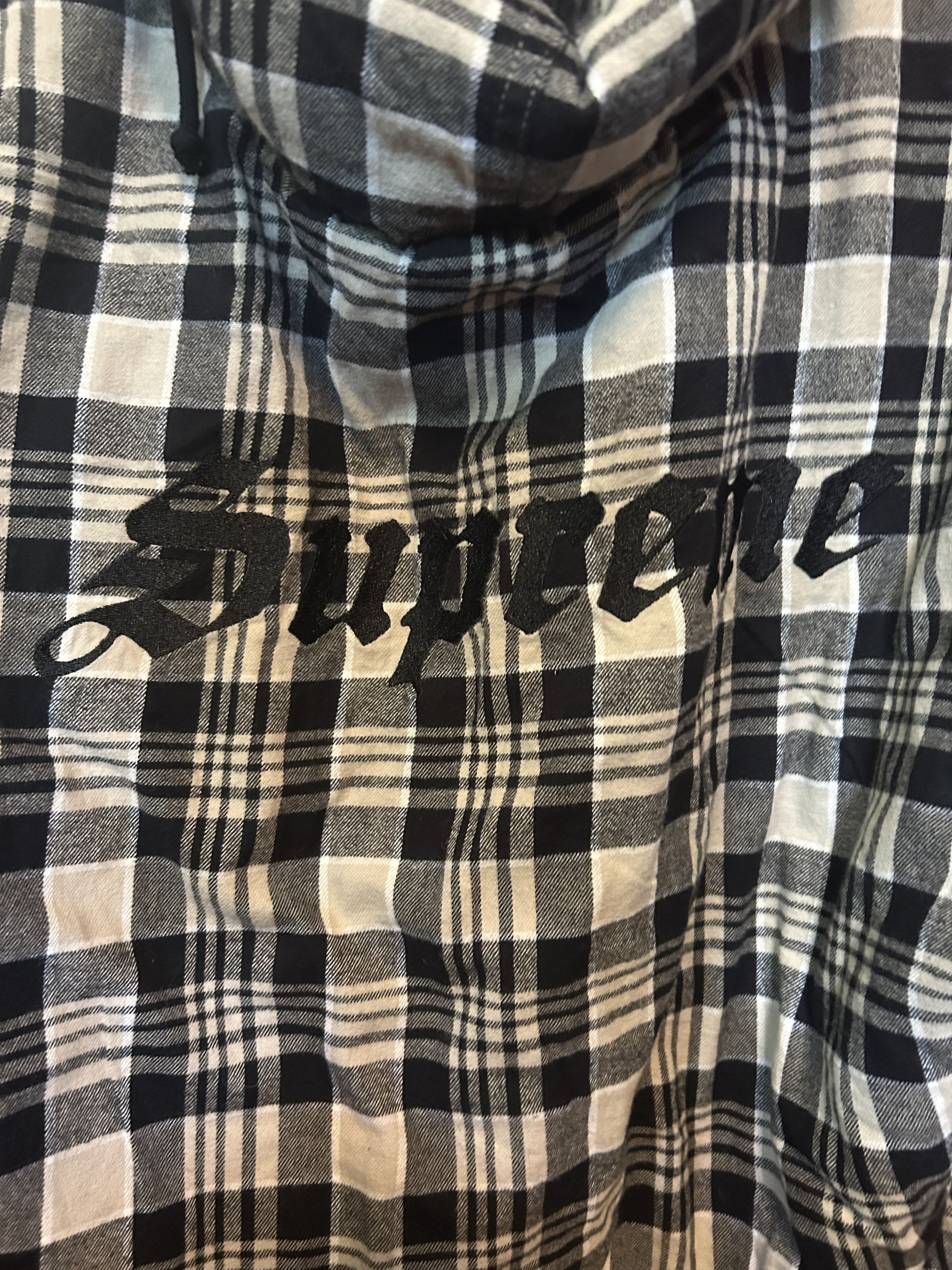 Supreme Supreme flannel hoodie size Large Size US L / EU 52-54 / 3 - 2 Thumbnail
