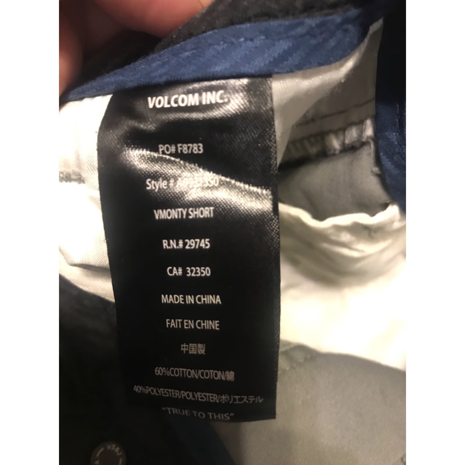 Volcom VINTAGE Volcom VMonty Mens Shorts 34 Gray Cotton Blend Flat Front Pockets Casual Chino MENS Size US 34 / EU 50 - 3 Thumbnail