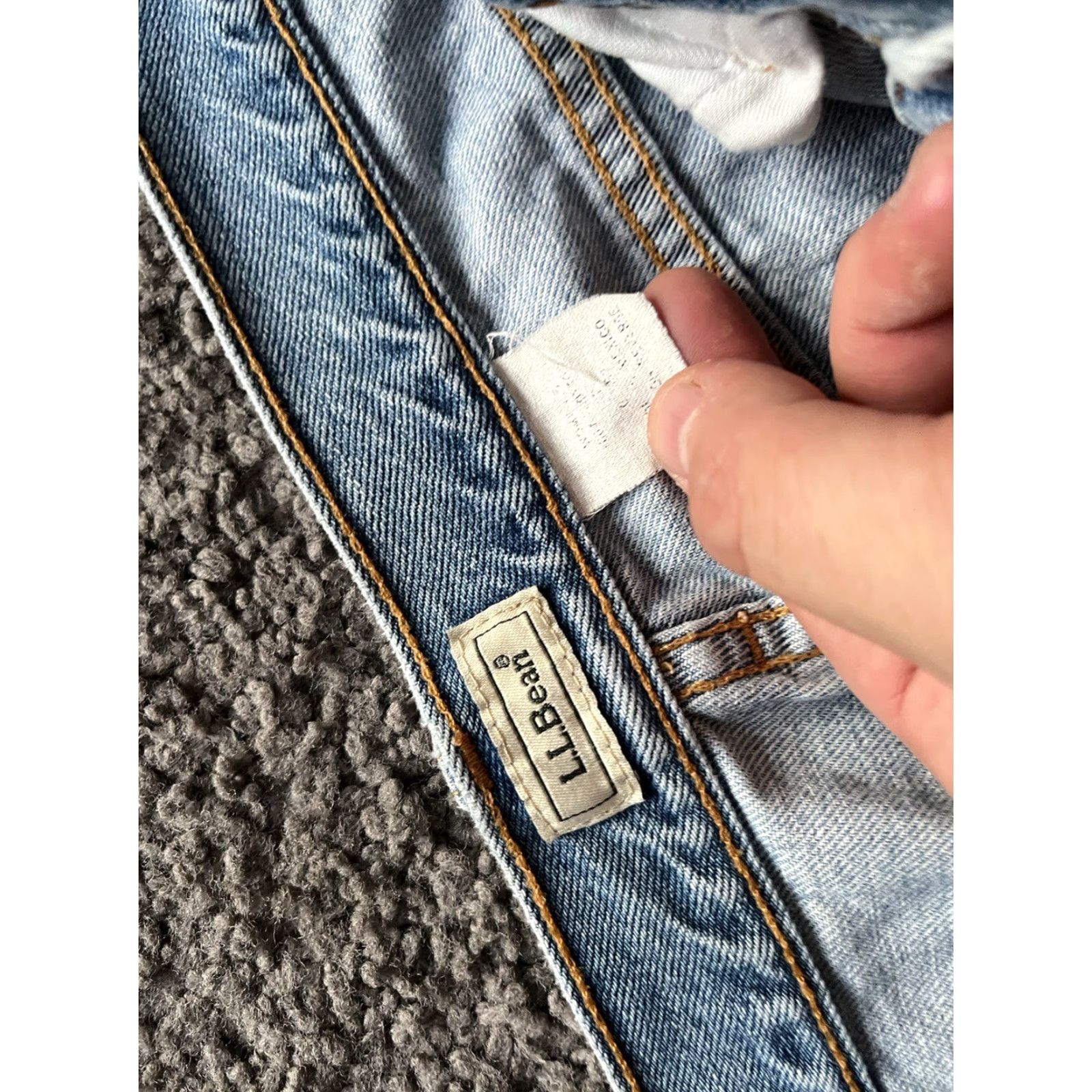 Vintage L.L. Bean Capri Jeans Women Classic Fit Size 10 Blue Dark Denim 5-Pocket Comfort Size 32" / US 10 / IT 46 - 5 Thumbnail