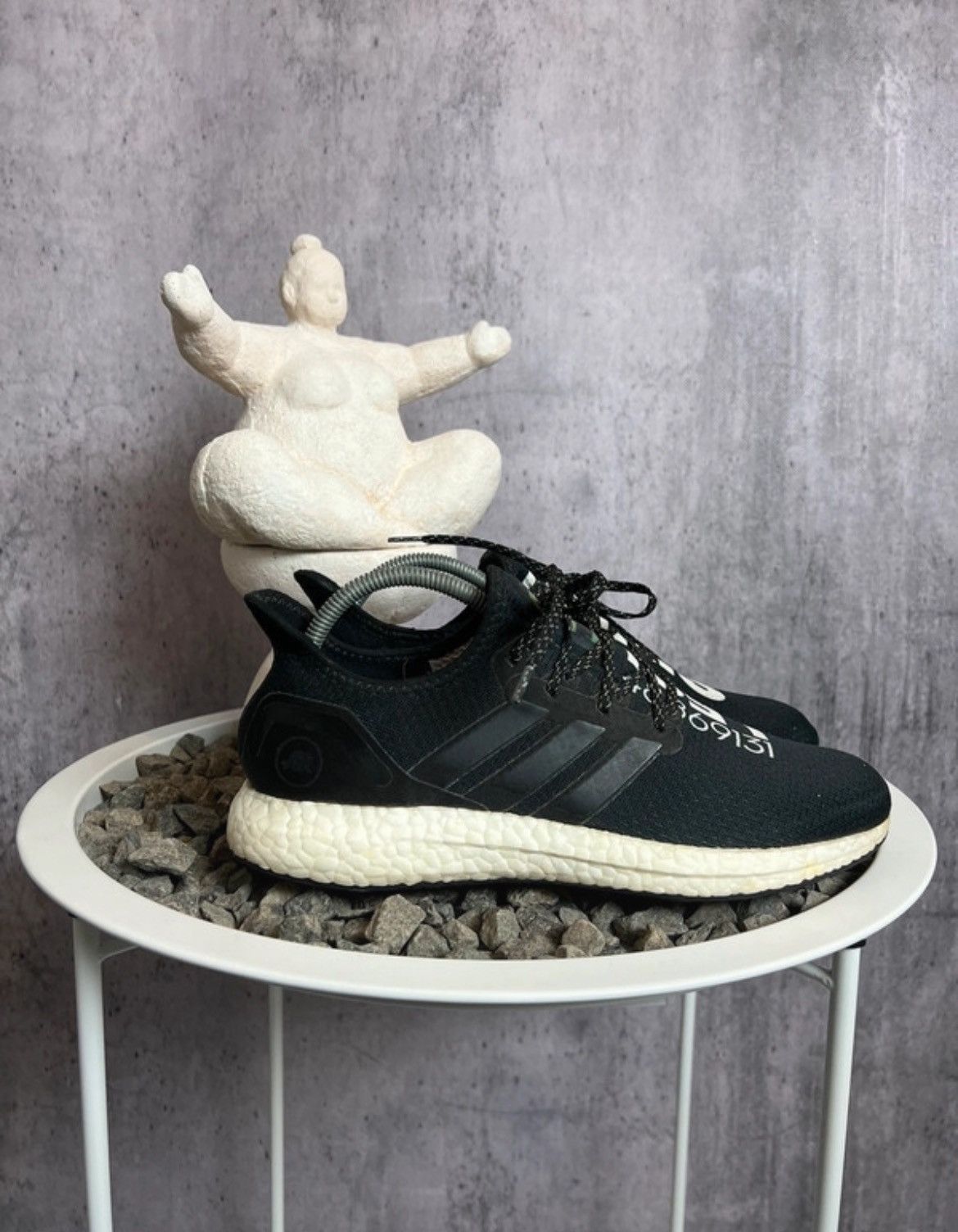 Adidas Adidas ultraboost speedfactory AM4 LE club 1 of 500 Size US 9 / EU 42 - 2 Thumbnail