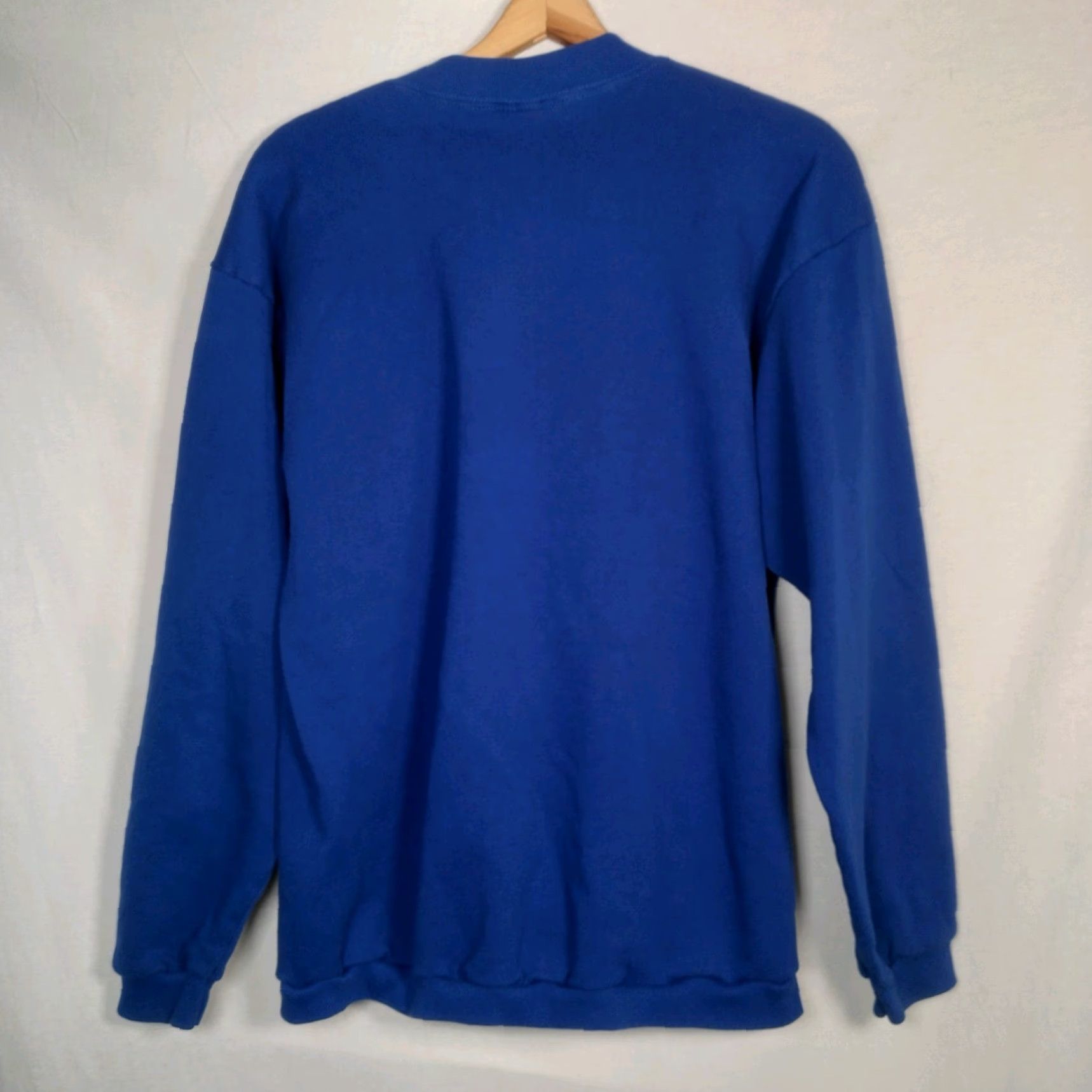 Vintage VINTAGE National Wildlife Federation Sweatshirt Timber Wolf Crew Neck L Men Blue Cotton Blend Knit Pullover Graphic USA Made Size US L / EU 52-54 / 3 - 4 Thumbnail
