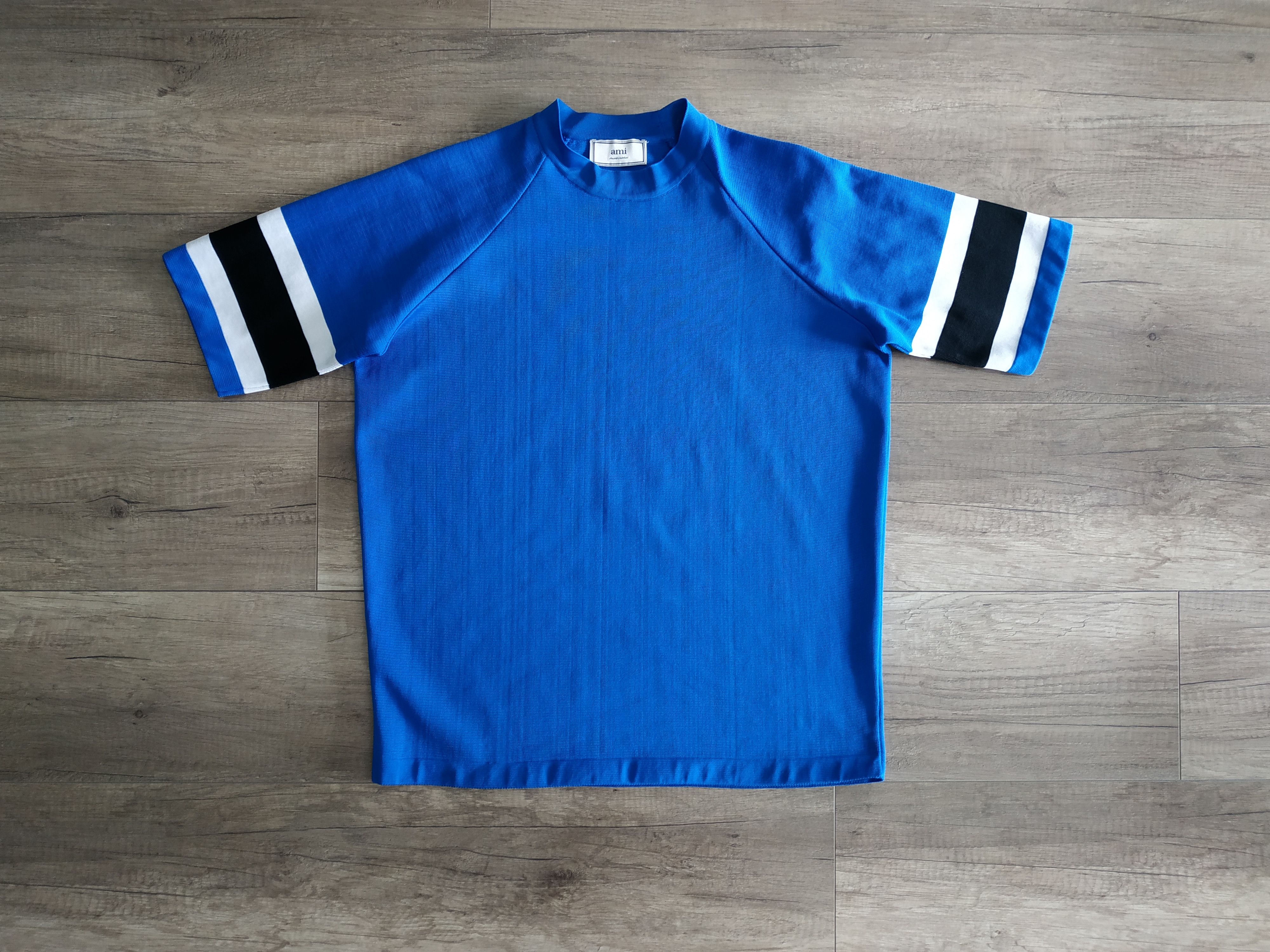 AMI AMI Paris Women's Oversize Royal Blue T-shirt, SMALL Size S / US 4 / IT 40 - 1 Thumbnail
