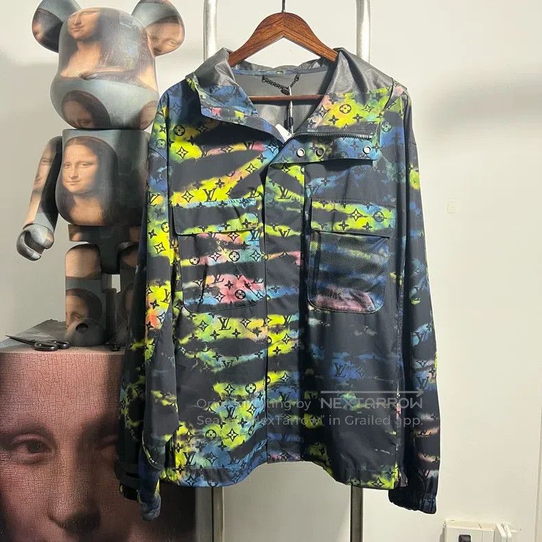 Louis Vuitton Louis Vuitton Tie-dyed and printed assault jacket Size US L / EU 52-54 / 3 - 1 Thumbnail