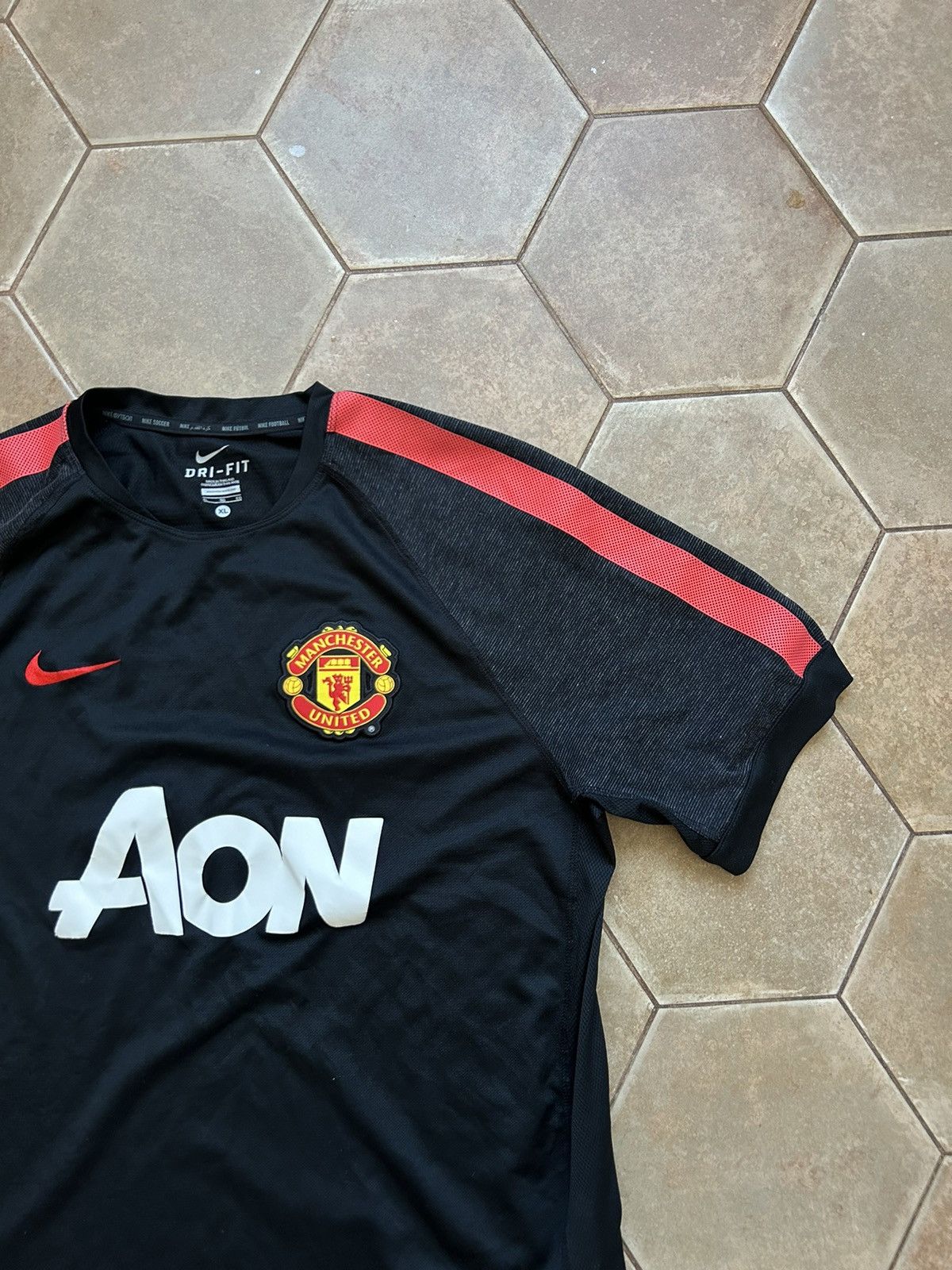 Nike MANCHESTER UNITED NIKE SOCCER JERSEY shirt Size US XL / EU 56 / 4 - 3 Thumbnail
