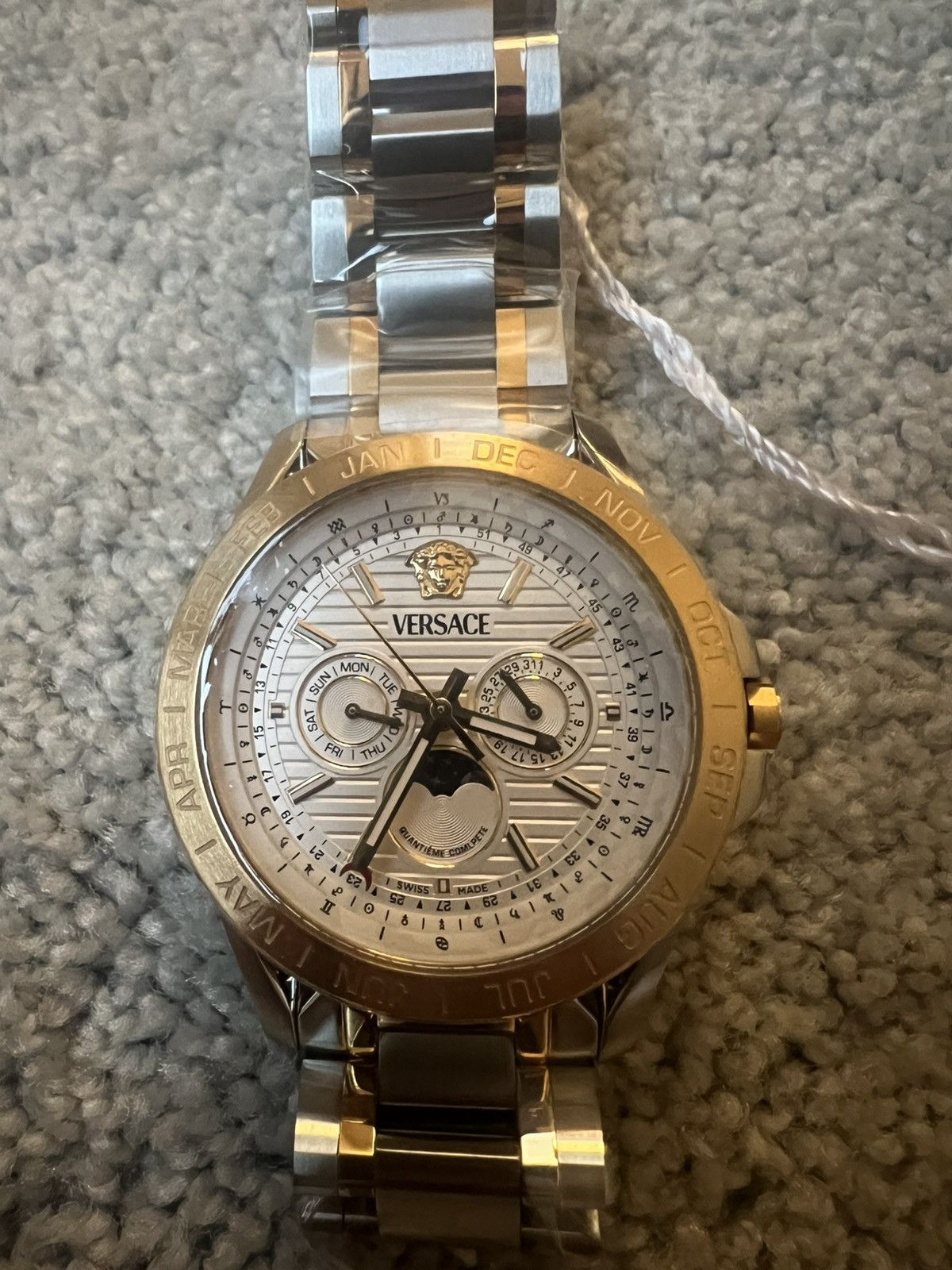 Versace V-Galaxy Moonphase - VE0K00225 Size ONE SIZE - 6 Thumbnail