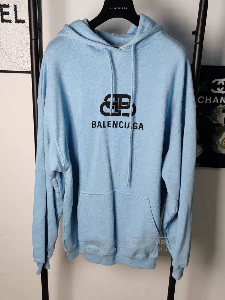 Balenciaga Balenciaga Chain Embroidered Sweatshirt Size US S / EU 44-46 / 1 - 1 Thumbnail