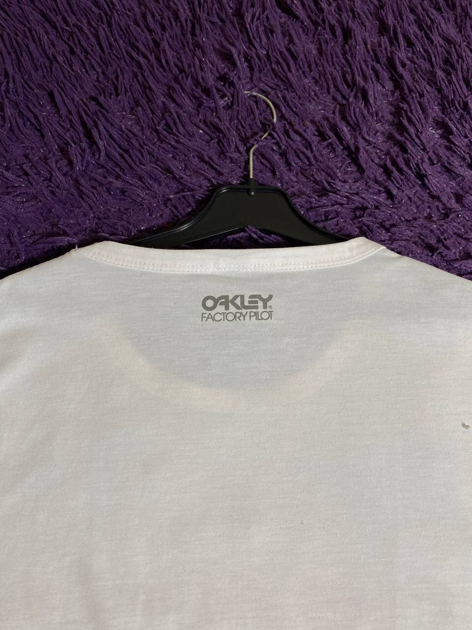 Oakley × Vintage Vintage Oakley T-Shirt Skater Retro Y2K 90s 00s Size US S / EU 44-46 / 1 - 4 Thumbnail