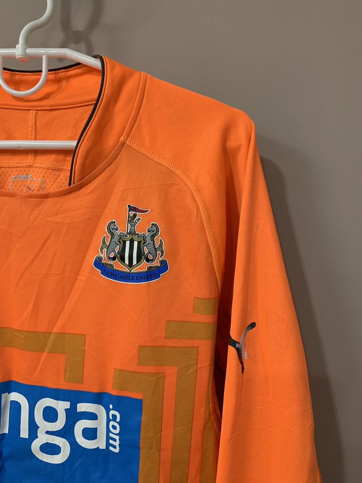Puma Newcastle United Goalkeeper Football Shirt Puma Soccer Size US S / EU 44-46 / 1 - 4 Thumbnail