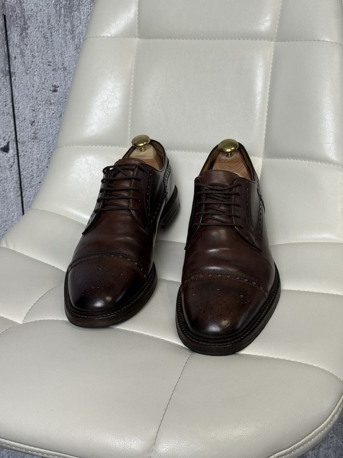 Gucci Gucci Men's Brown Leather Cap-Toe Semi-Brogue Derby Shoes Size US 10.5 / EU 43-44 - 14 Thumbnail