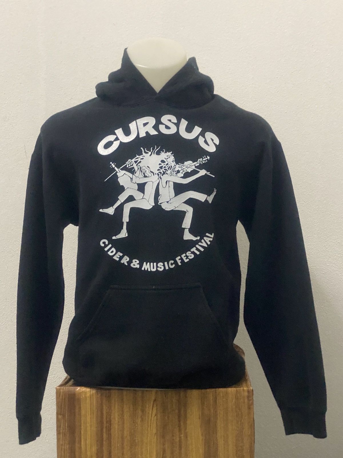 Band Tees CURSUS CIDER & MUSIC FESTIVAL HOODIE Size US M / EU 48-50 / 2 - 1 Thumbnail