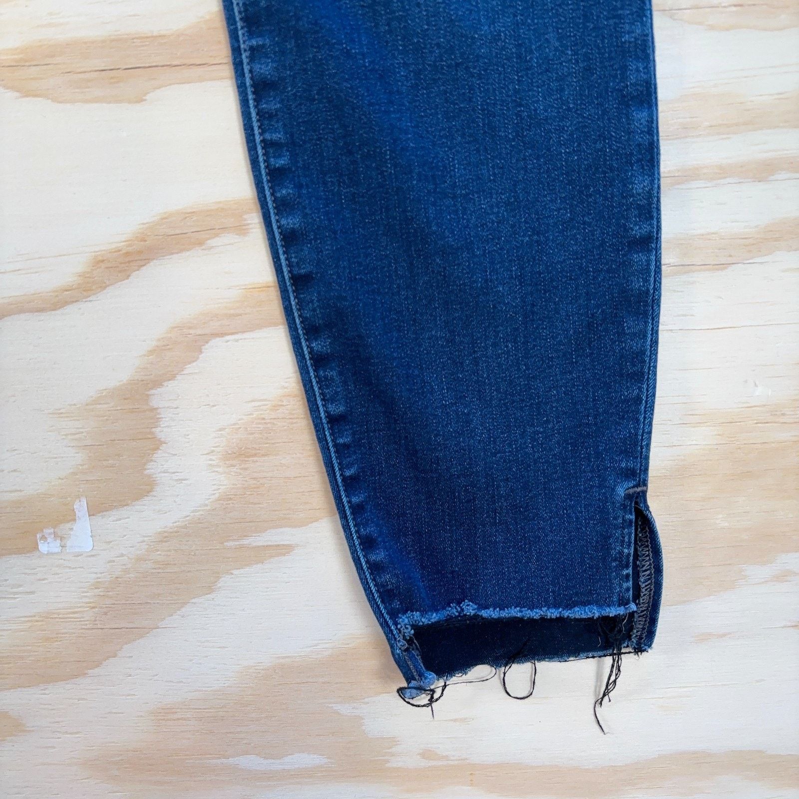 Pistola Pistola Jeans Size 30 Straight Leg Crop Womens Raw Hem Size 30" / US 8 / IT 44 - 4 Thumbnail