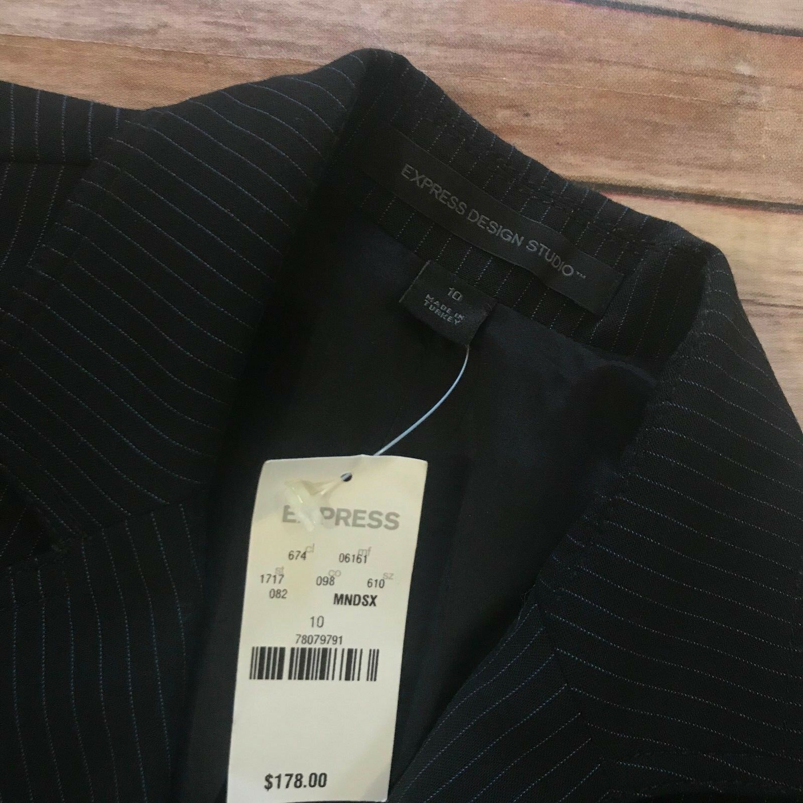 Express Express Design Studio Black Blue Pinstripe Jacket NEW 10 Size L / US 10 / IT 46 - 8 Thumbnail