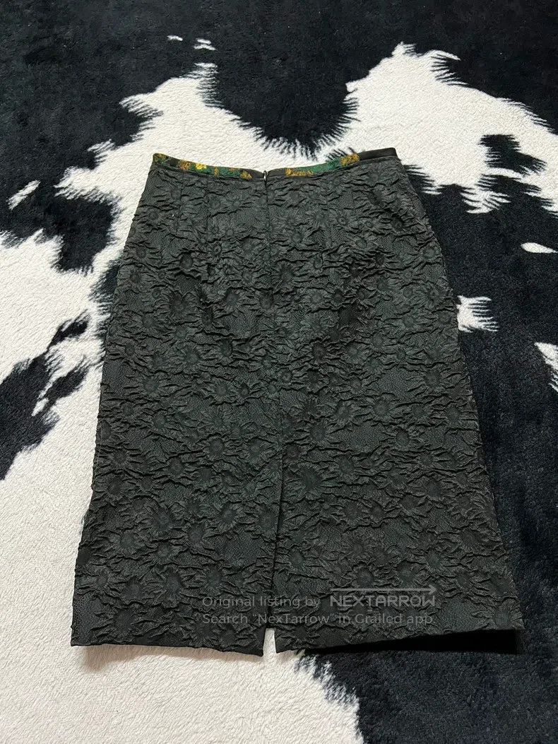 Dries Van Noten Dries Van Noten Embossed Sunflower Embroidered Waist Midi Size 42" / US 20 - 6 Thumbnail