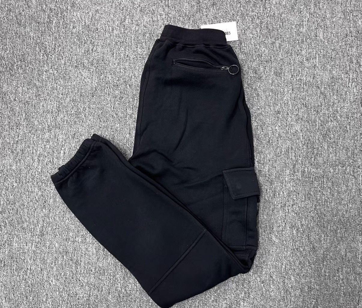 Off-White Off-White Cargo Sweatpants J16 Size US 32 / EU 48 - 2 Thumbnail