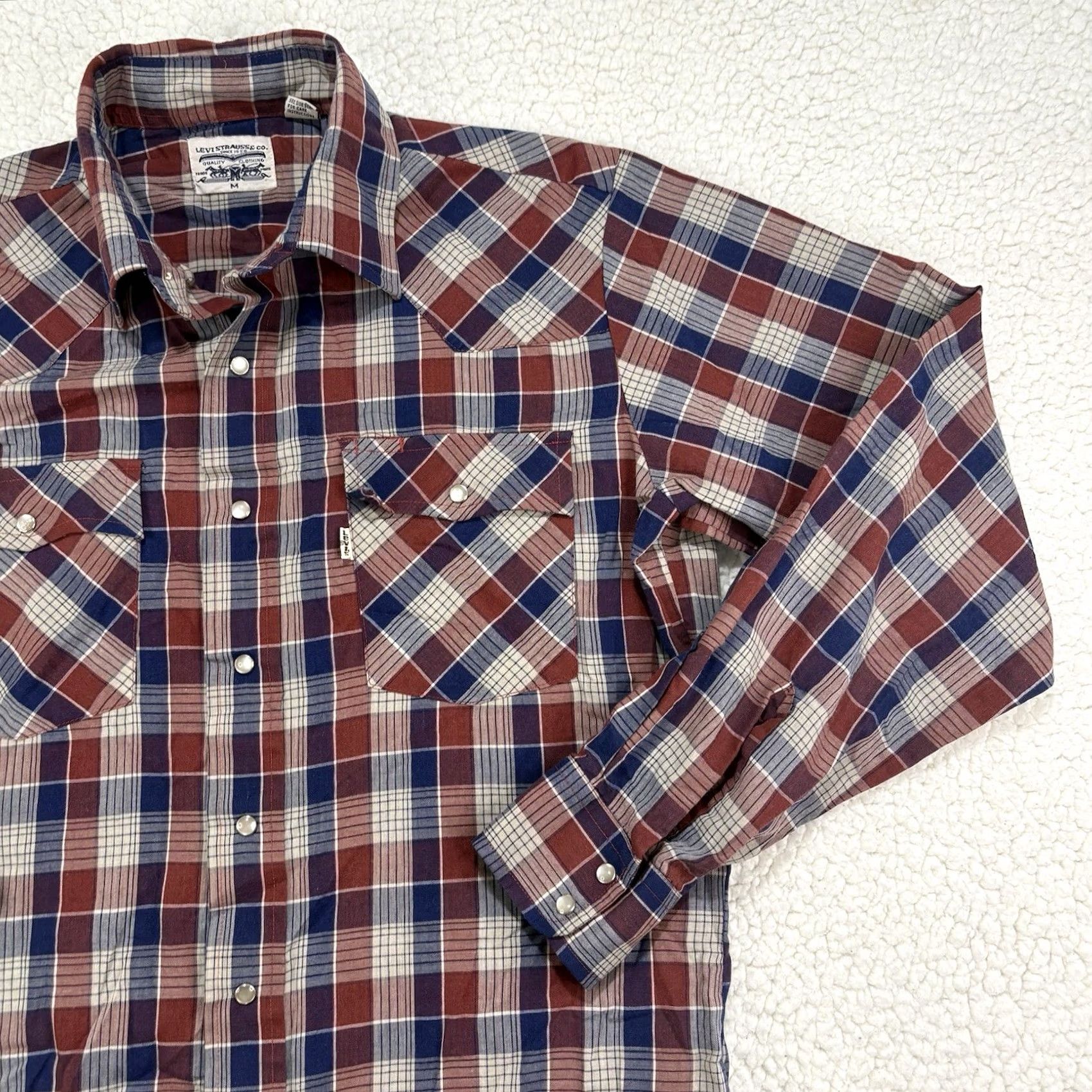 Levi's VINTAGE Levi's Western Pearl Snap Shirt Mens M Red Blue Plaid 70s 80s Cowboy Western Casual Size US M / EU 48-50 / 2 - 4 Thumbnail