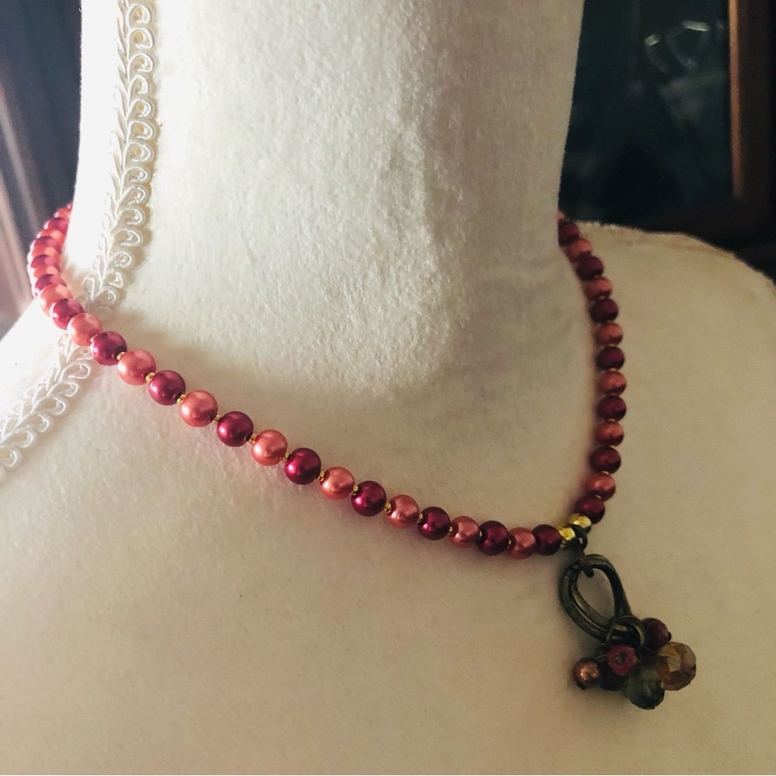 Handmade Handcrafted repurpose beaded cluster pendant Pearl necklace Size ONE SIZE - 3 Thumbnail