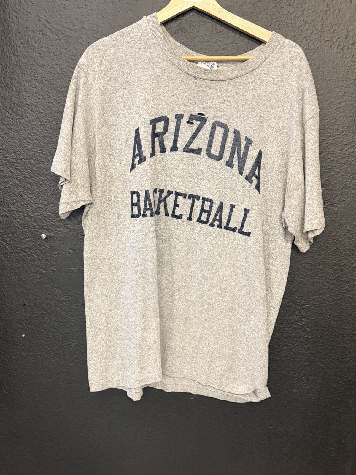 Vintage Vintage basketball tee Size US L / EU 52-54 / 3 - 1 Thumbnail