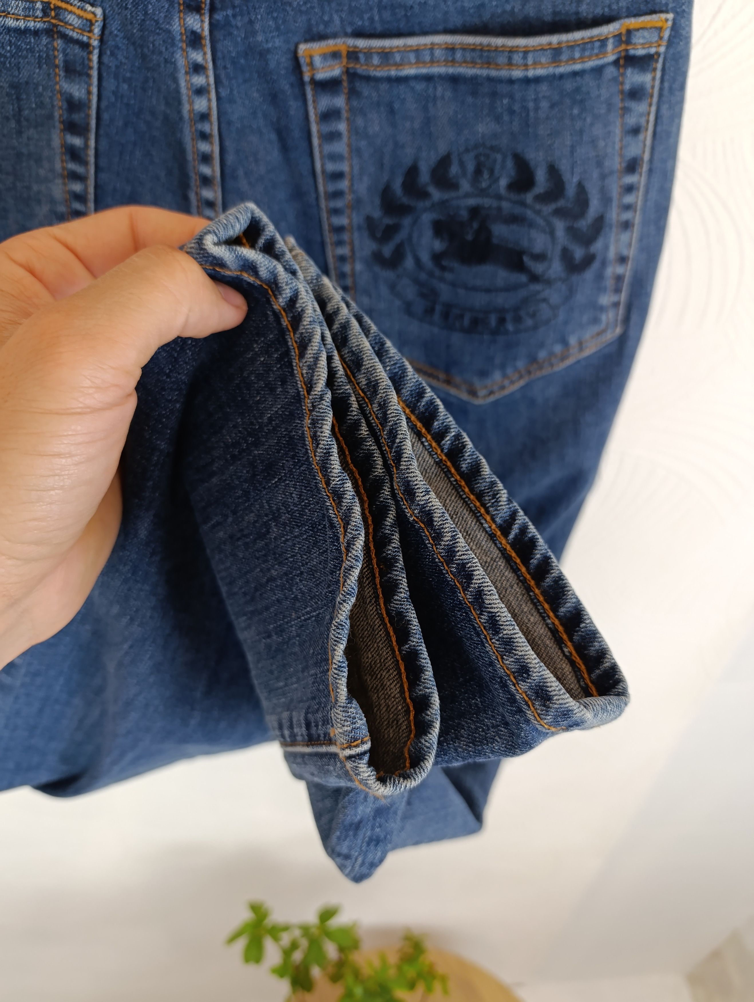 Burberry BURBERRY LONDON ENGLAND SLIM CROP WOMENS JEAN'S Size 25" / US 0 / IT 36 - 6 Thumbnail