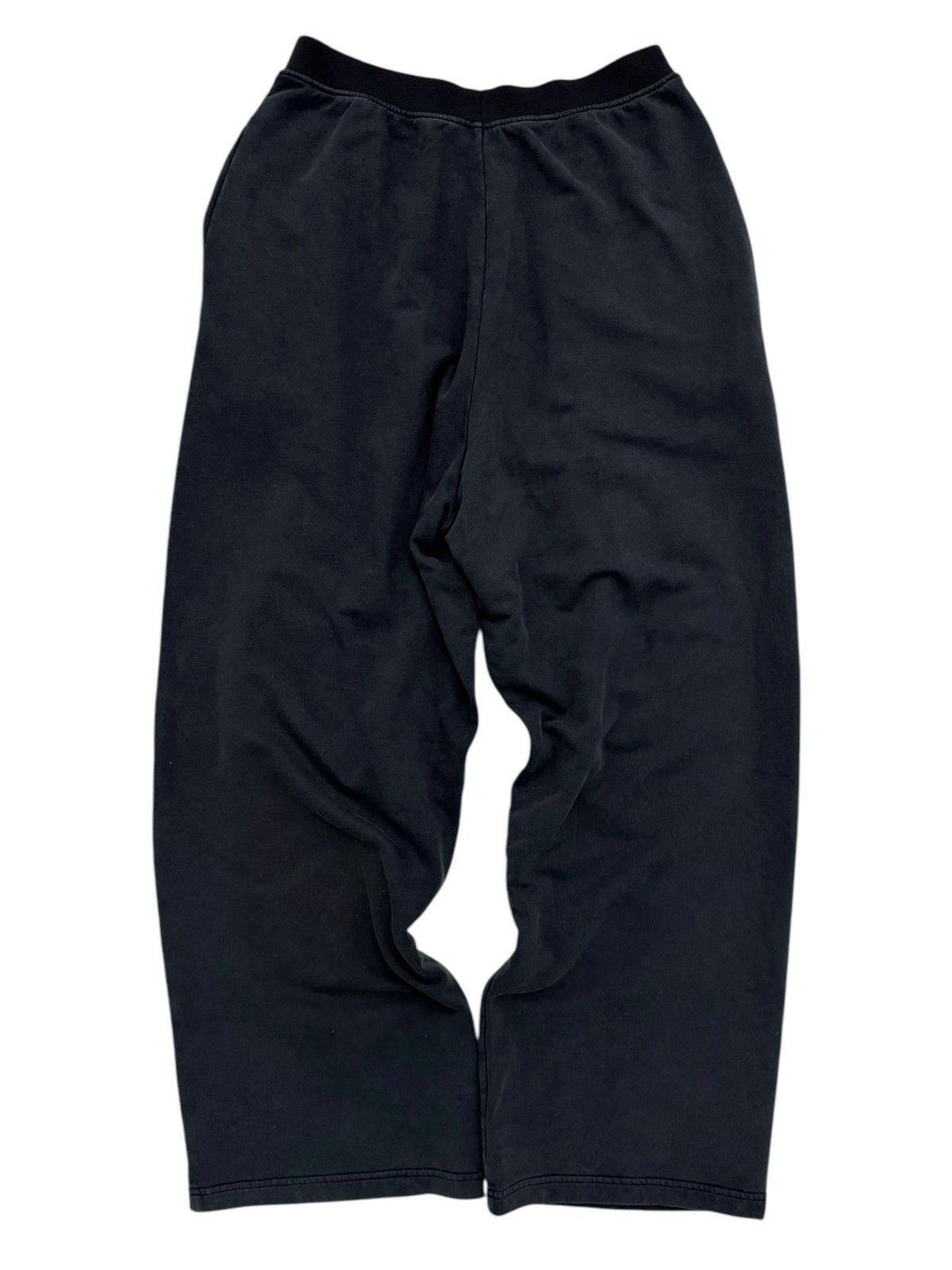 Balenciaga 2024 Chinese Exclusive Faded Baggy Sweatpants Size US 34 / EU 50 - 2 Thumbnail