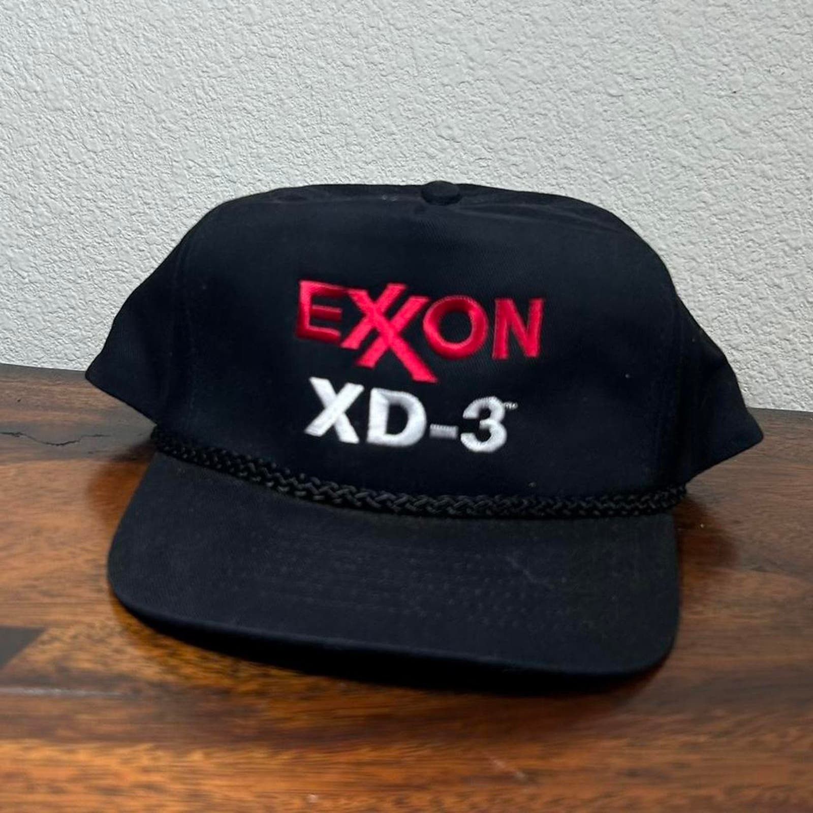 Vintage XD-3 Exxon Oil black hat Size ONE SIZE - 1 Thumbnail
