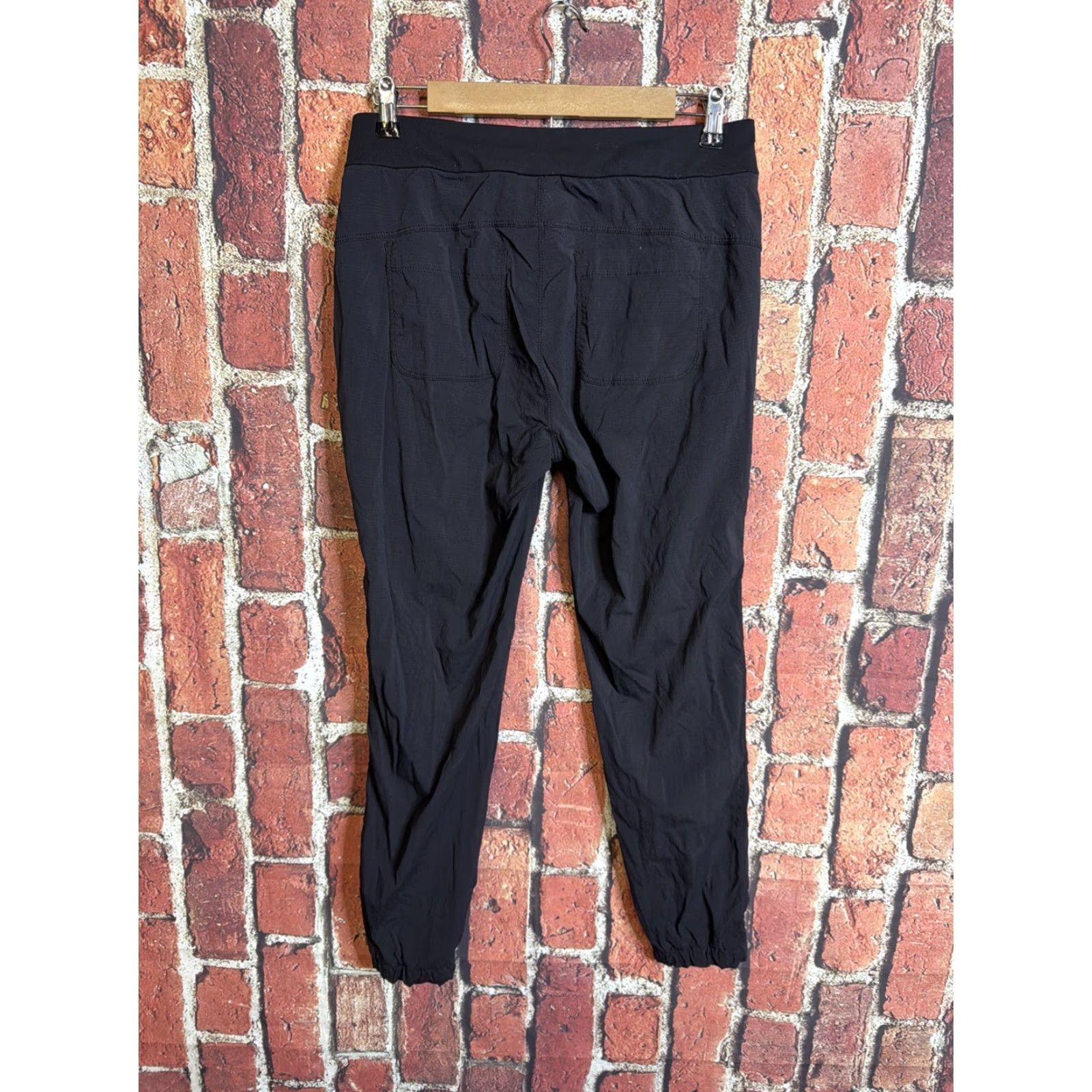 Athleta Athleta Trekkie Jogger 2.0 Black Women's Size 8 Pants Jogger Activewear Women 8 Black Size 30" / US 8 / IT 44 - 4 Thumbnail