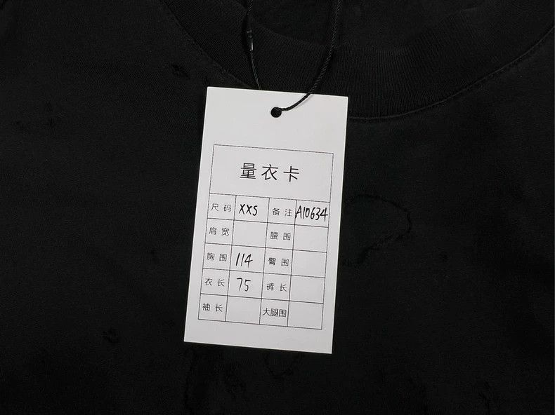 Givenchy Givenchy Large Hole Short Sleeve T-Shirt Size US XXS / EU 40 - 7 Thumbnail