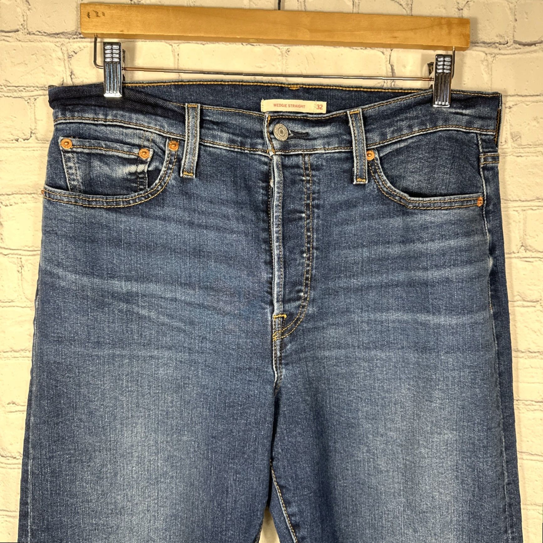 Levi's Levi's Jeans Womens 32 Blue Wedgie Straight Button Fly High Rise Medium Wash Jeans Size 24" / US 00 / IT 34 - 2 Thumbnail