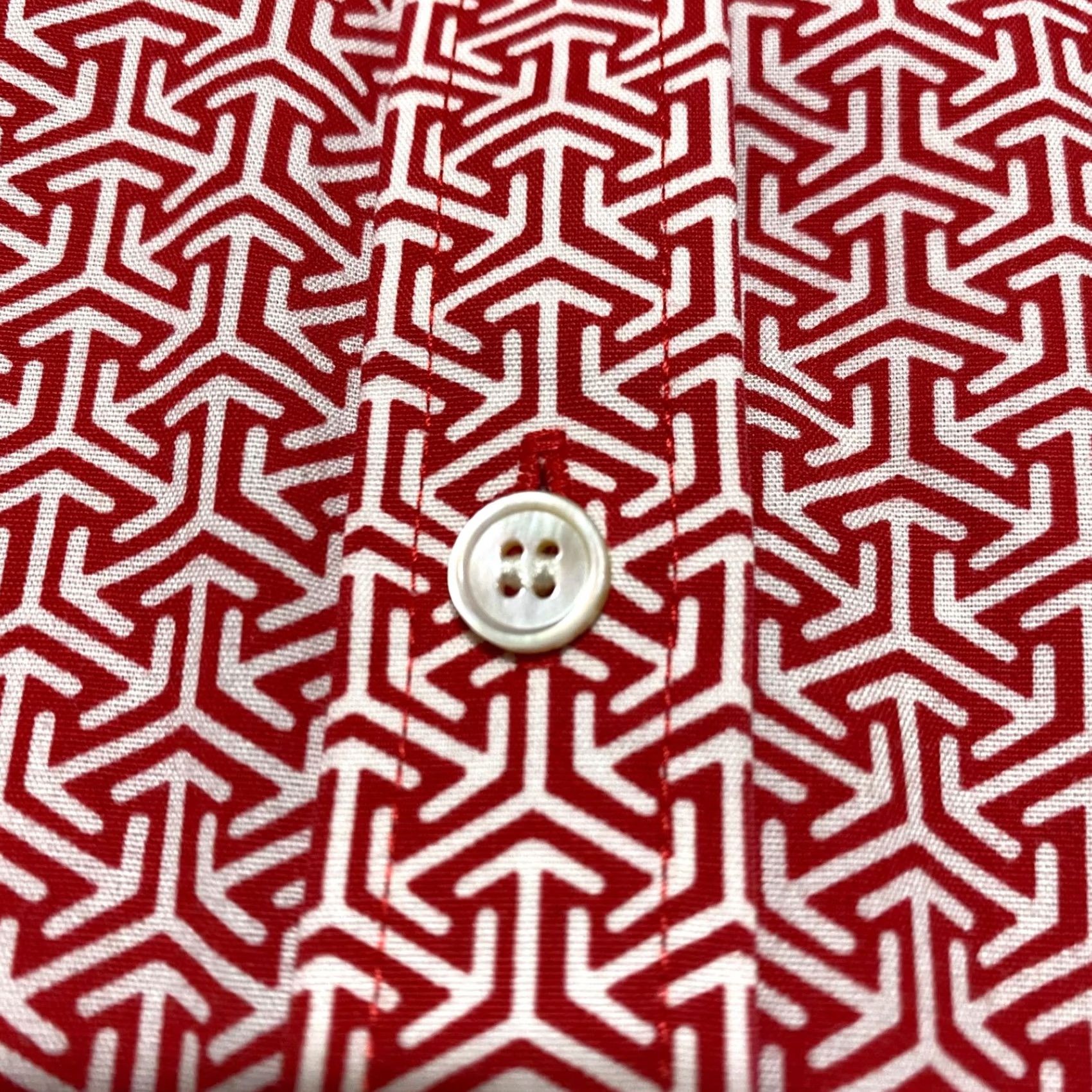 Talbots Talbots Shirt Geometric Red Button-Up Wrinkle Resistant 8 Womens Adult Regular Size Type Regular Long Sleeve Casual Yellow? Size M / US 6-8 / IT 42-44 - 4 Thumbnail