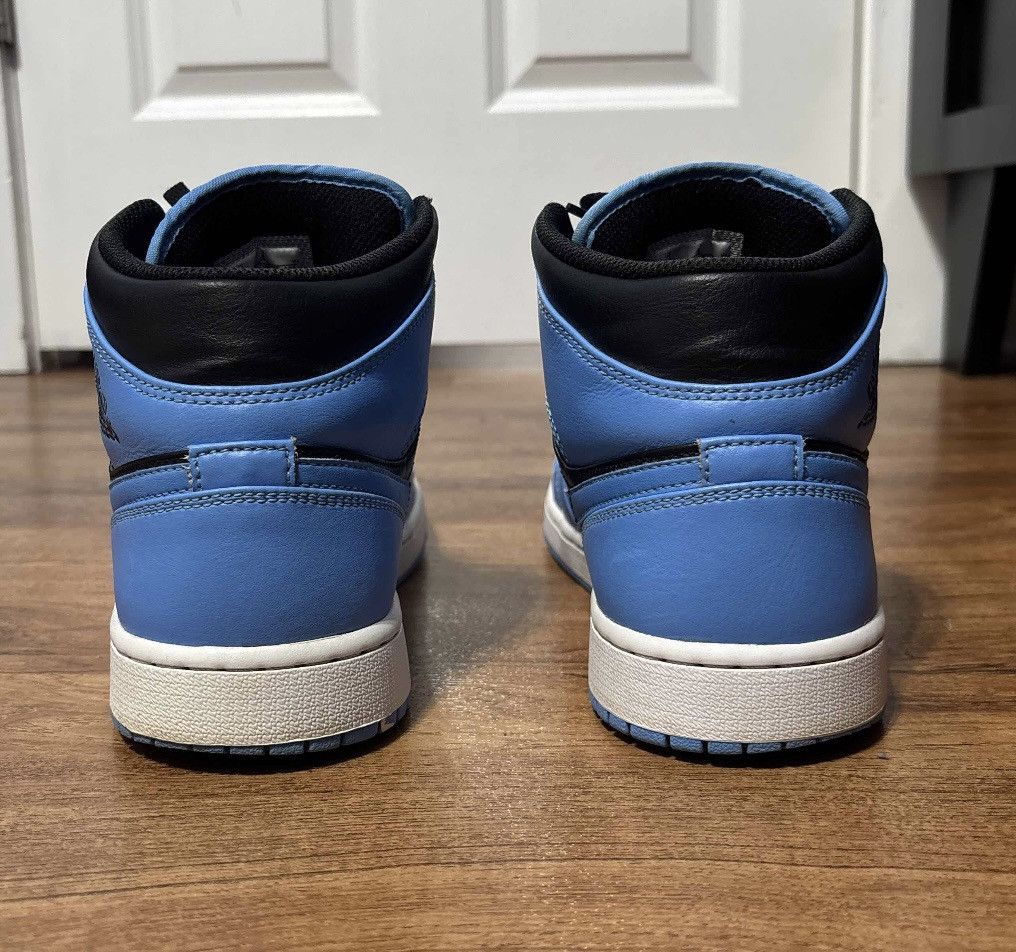 Jordan Brand Jordan 1 University Blue/Black Size US 9.5 / EU 42-43 - 4 Thumbnail
