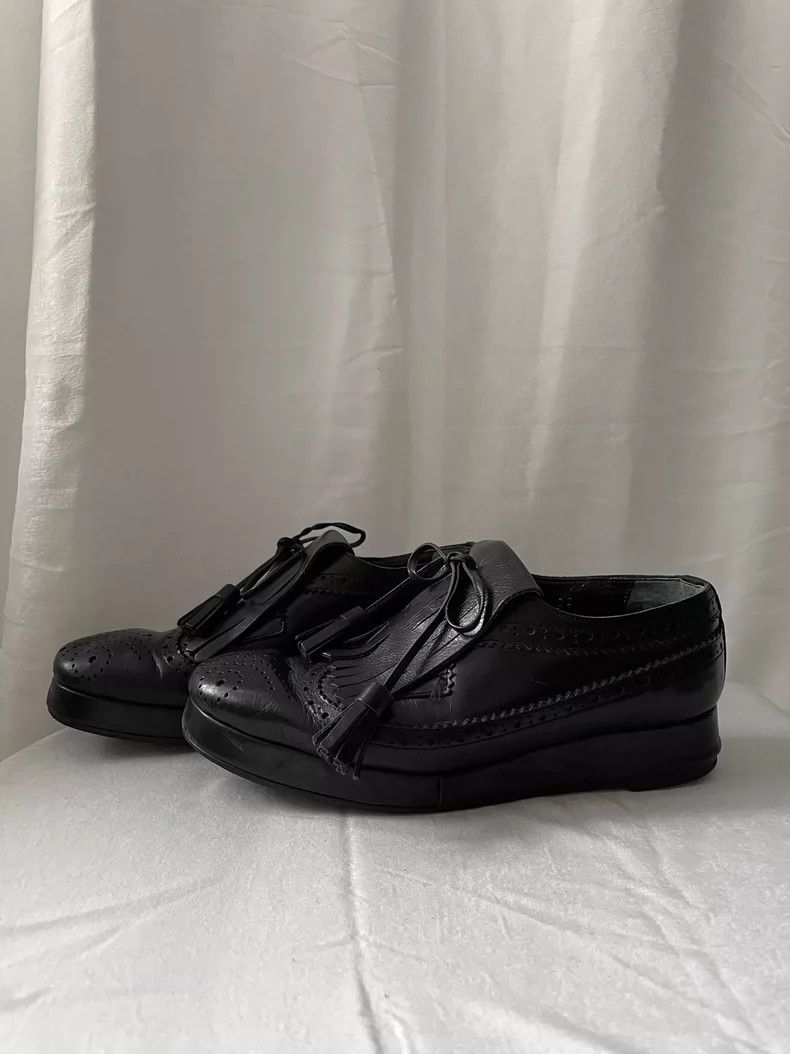 Comme des Garcons Comme des Garçons Medieval leather dress shoes leather shoe Size US 5 / IT 35 - 2 Thumbnail