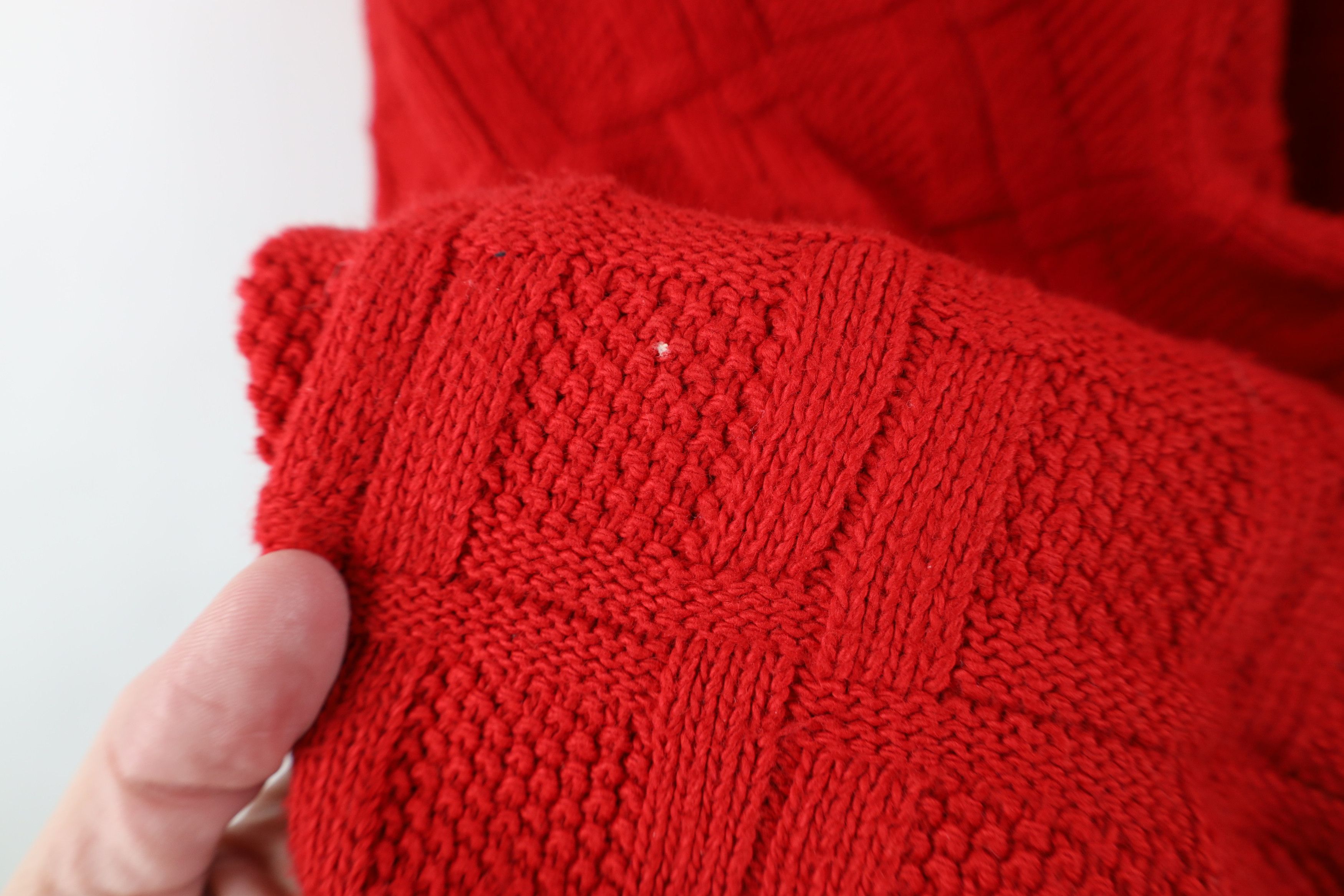 Vintage Vintage 90s Streetwear Cotton Weave Knit Sweater Red USA Size US XL / EU 56 / 4 - 5 Thumbnail