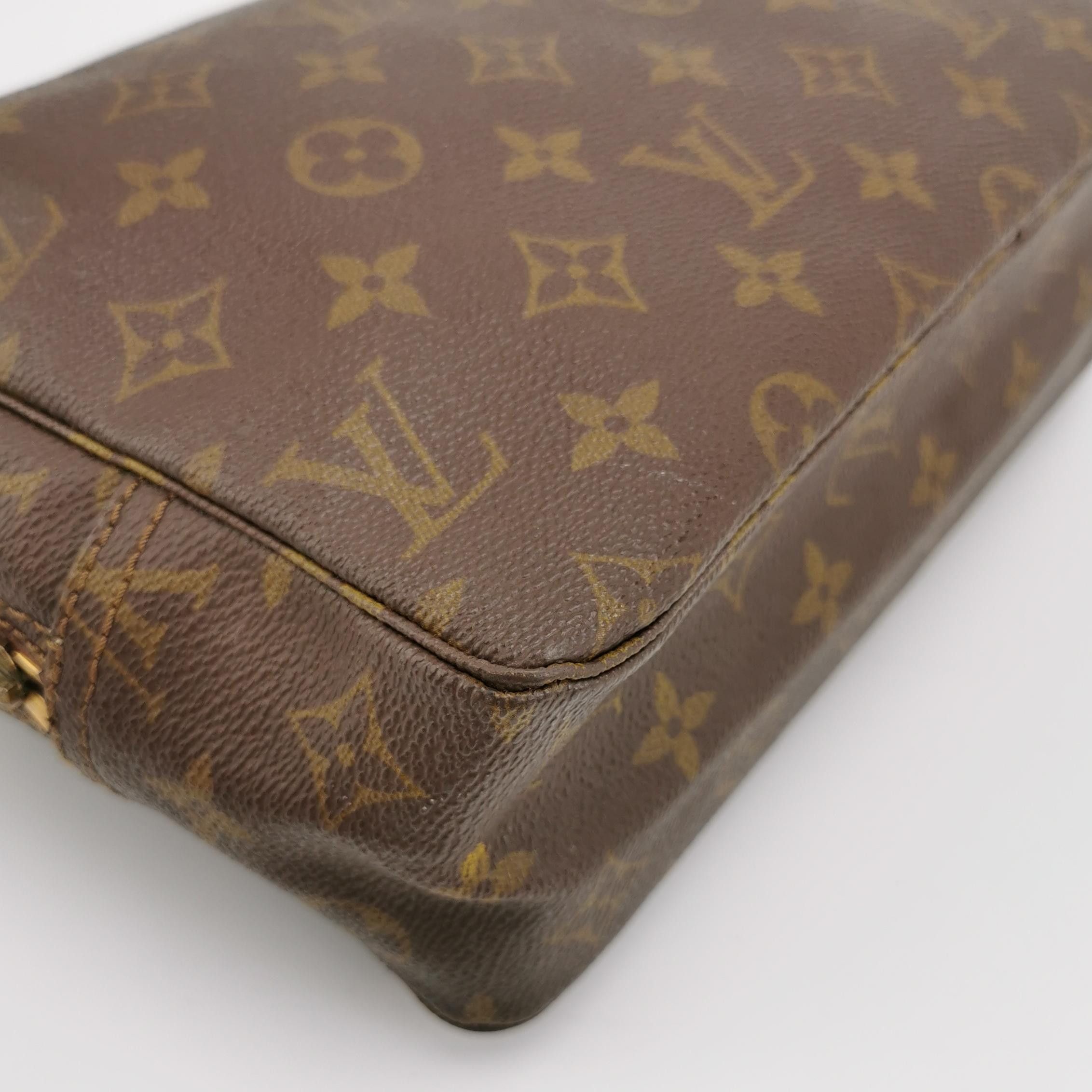 Louis Vuitton Louis Vuitton (LV) Monogram Print Zipper Clutch -y2506 Size ONE SIZE - 6 Thumbnail