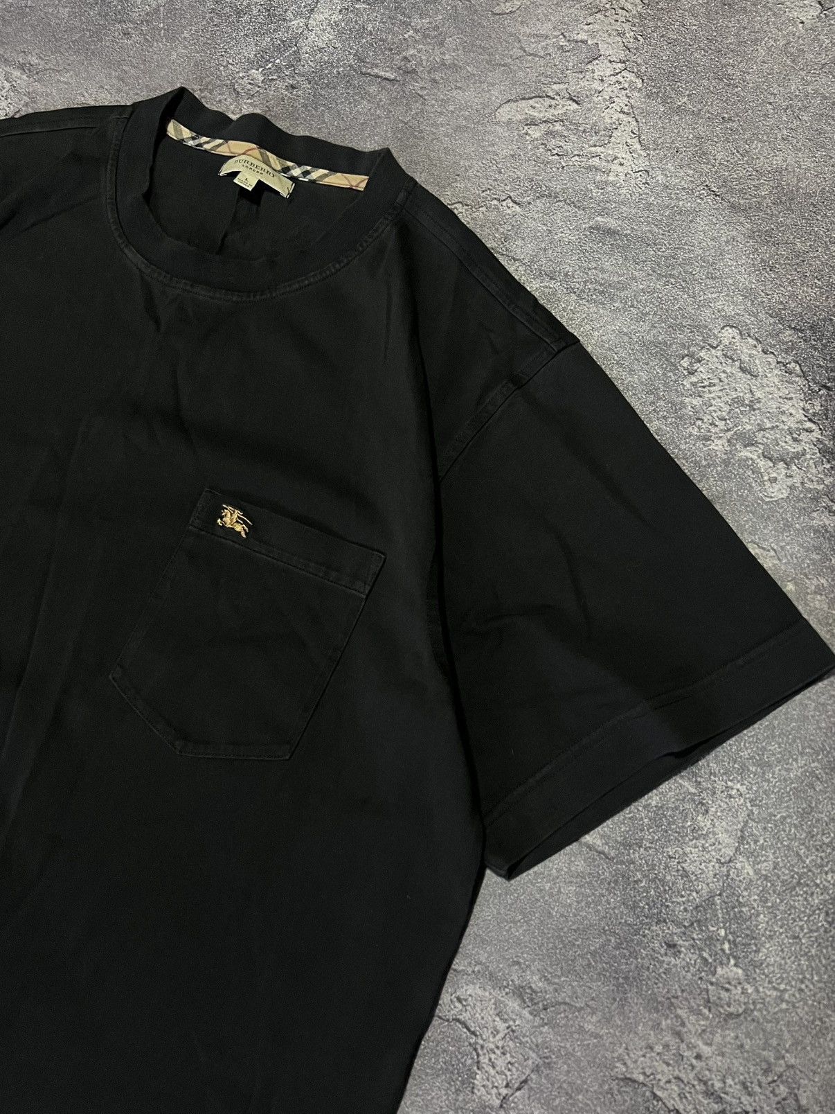 Burberry Prorsum Burberry London Pocket Tee Streetweat Vintage Men Size L Size US L / EU 52-54 / 3 - 2 Thumbnail