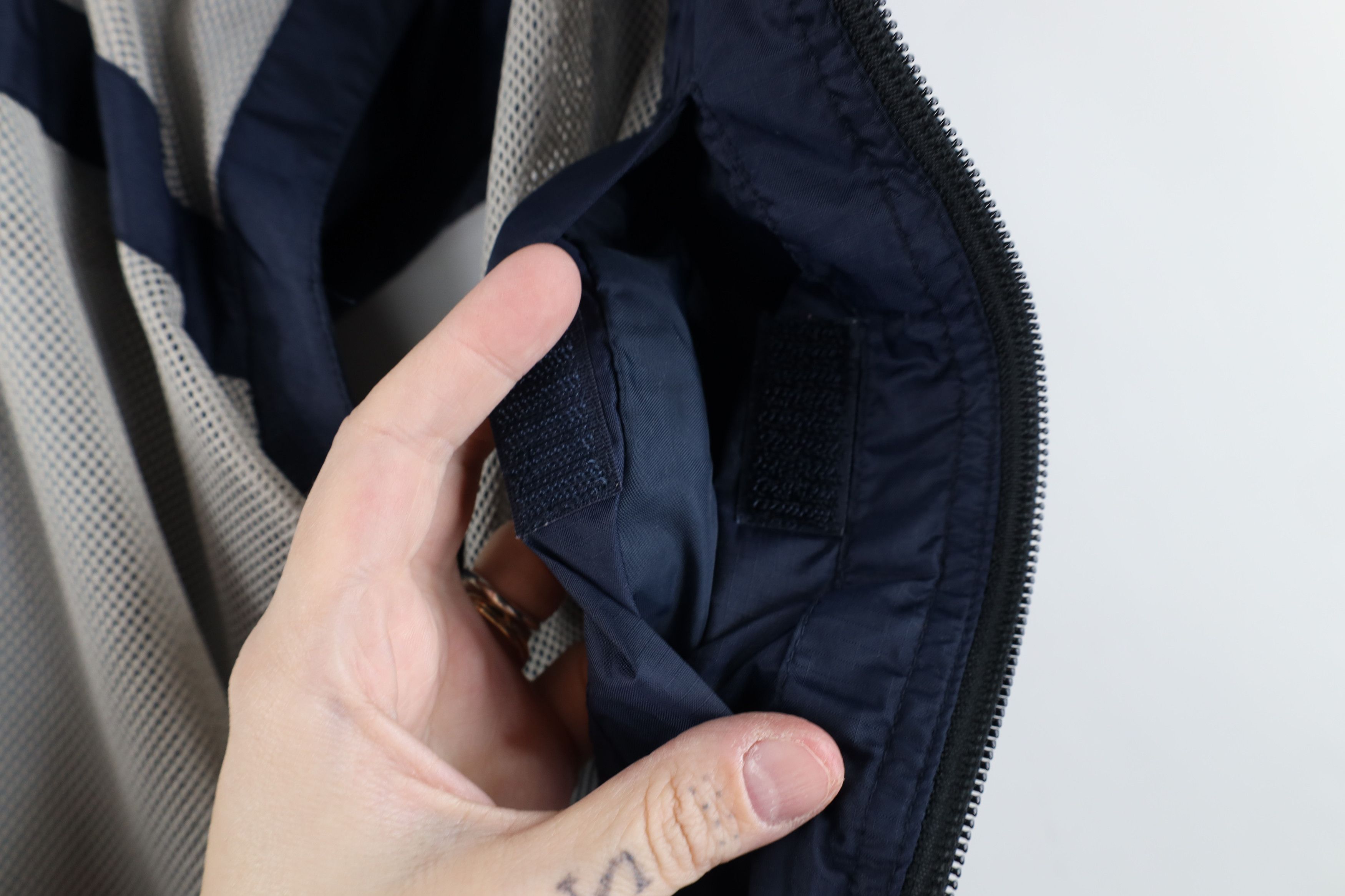 Gap × Vintage Vintage Y2K 2000 Gap Hooded Windbreaker Vest Jacket Size US XS / EU 42 / 0 - 10 Thumbnail
