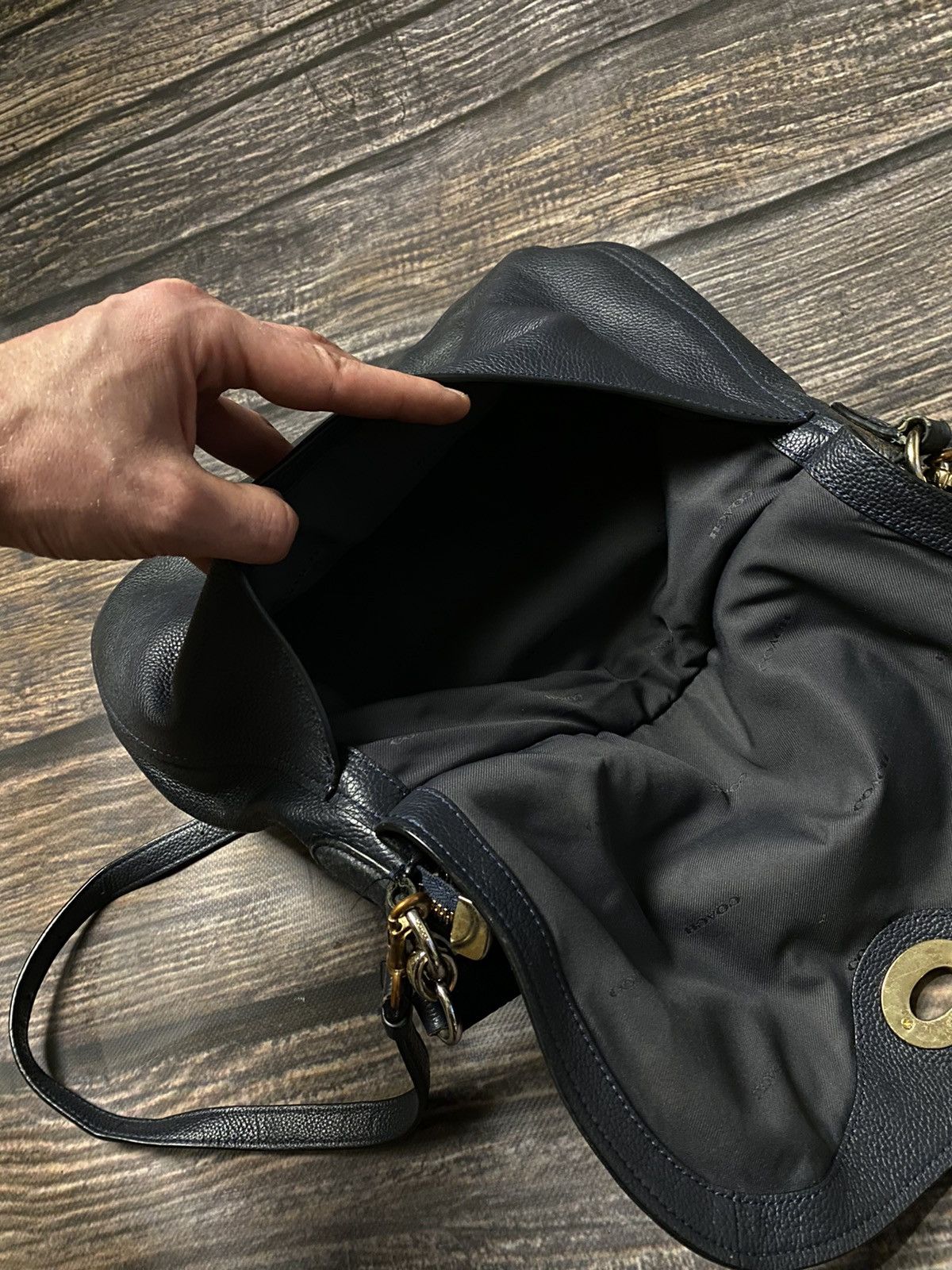 Coach ⚡️COACH LEATHER BAG METAL LOGO Size ONE SIZE - 7 Thumbnail