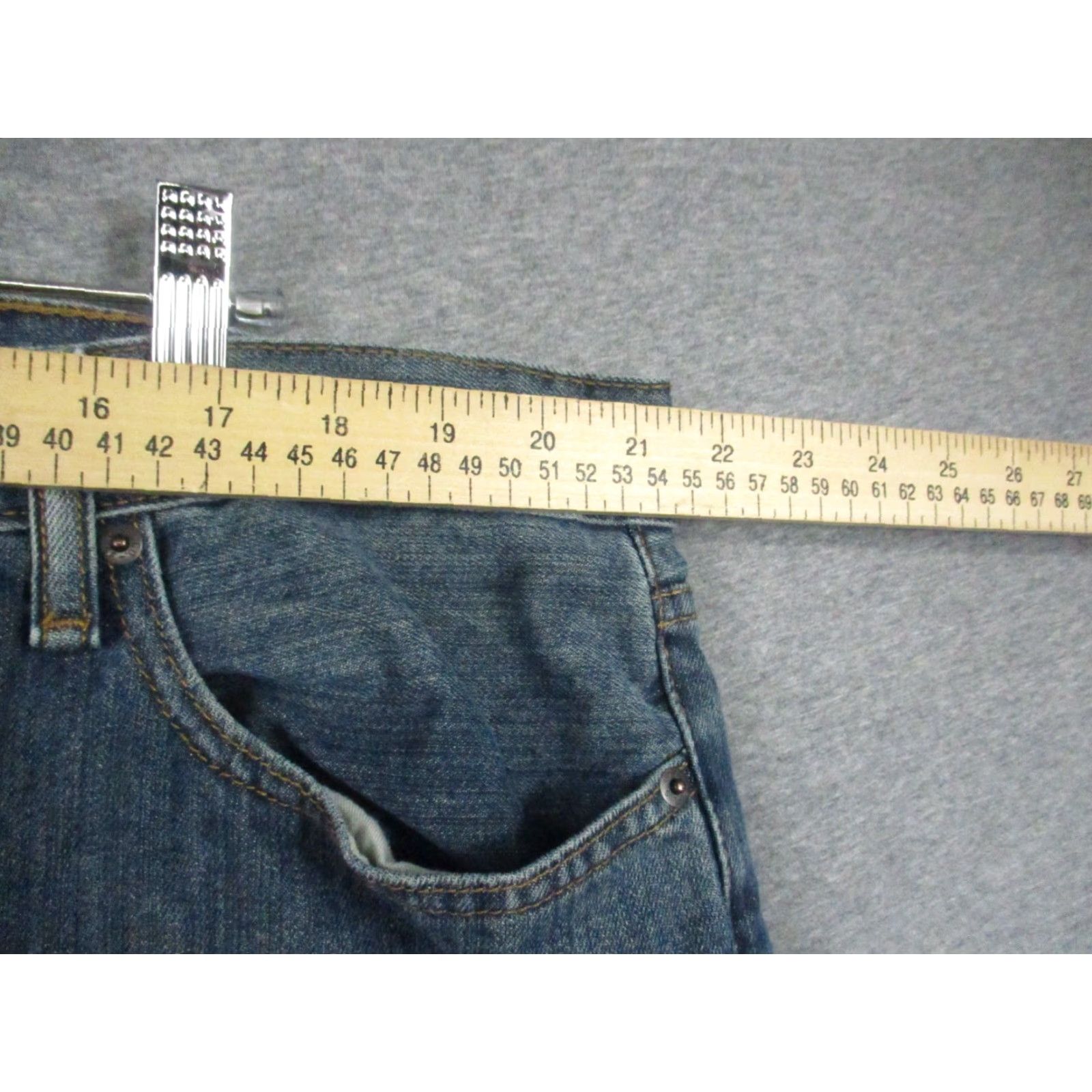 Levi's VINTAGE Levis 559 Jeans 42x30 Relaxed Straight Leg Whiskered Distressed Denim Cotton Blue Levi's 500 Series Mens Jeans Size US 42 / EU 58 - 4 Thumbnail