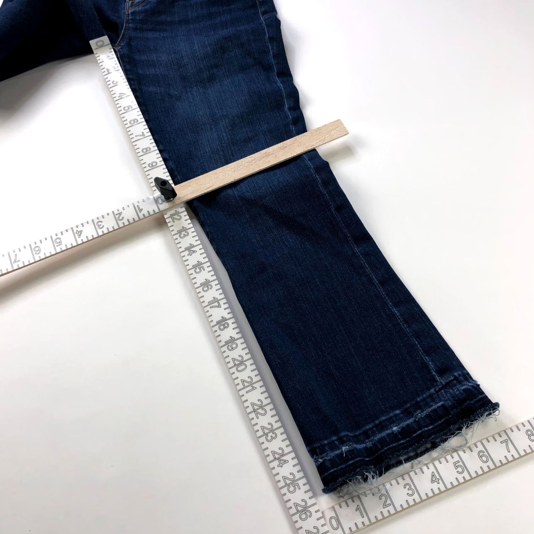 Frame FRAME Jeans Le Crop Mini Boot Cut Off Mid Rise Festival 27 Fits 29W 26L HRJ Size 27" / US 4 / IT 40 - 3 Thumbnail