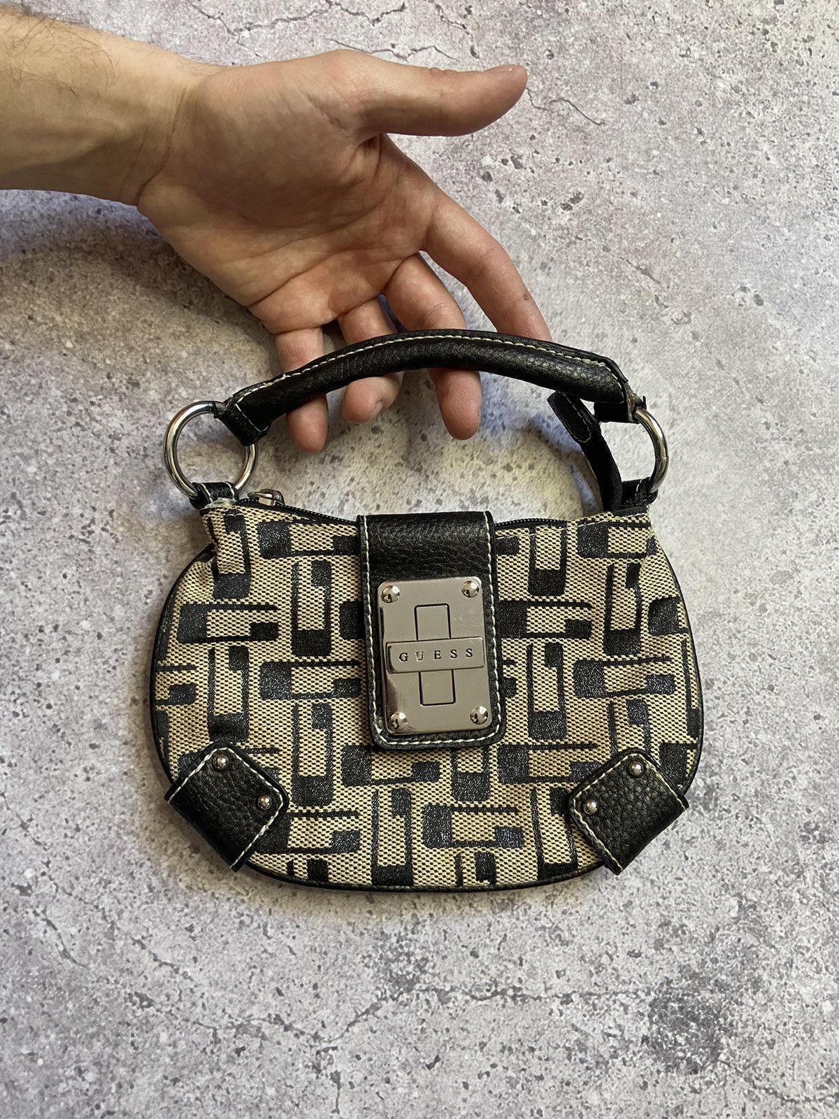 Guess Vintage Guess Mini Bags Y2K Size ONE SIZE - 2 Thumbnail