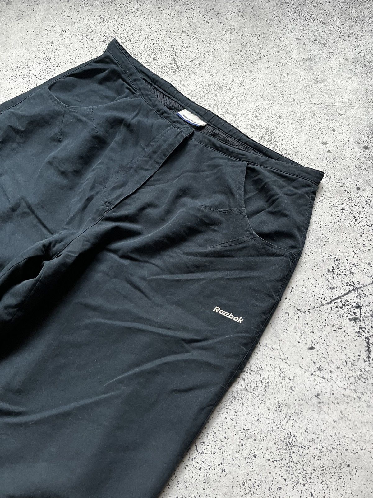 Reebok Vintage Reebok Baggy Track Pants Mini Logo Y2K USA Size US 34 / EU 50 - 2 Thumbnail