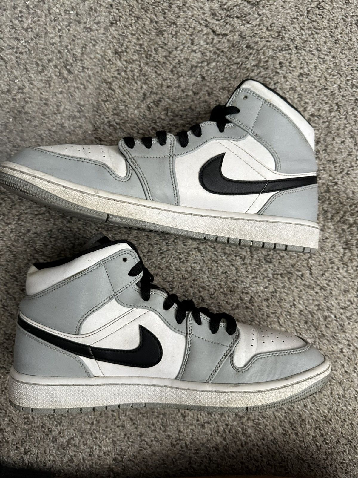 Nike Air jordan 1 mid smoke grey black white - size 9.5 Size US 9.5 / EU 42-43 - 2 Thumbnail