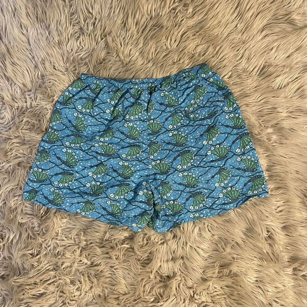 Patagonia Patagonia blue and green athletic shorts(measurements shown) Size 26" / US 2 / IT 38 - 8 Thumbnail