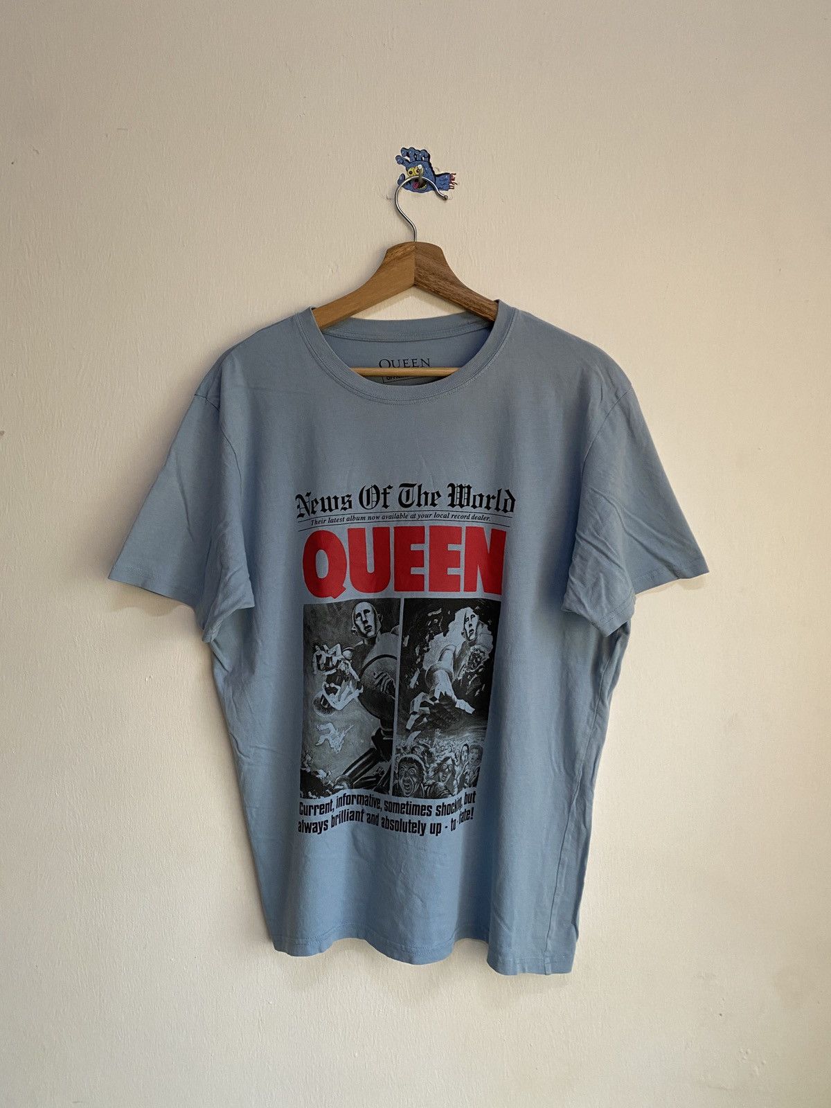 Band Tees × Vintage Queen "News Of The World" Album Band Tee Size US XL / EU 56 / 4 - 1 Thumbnail