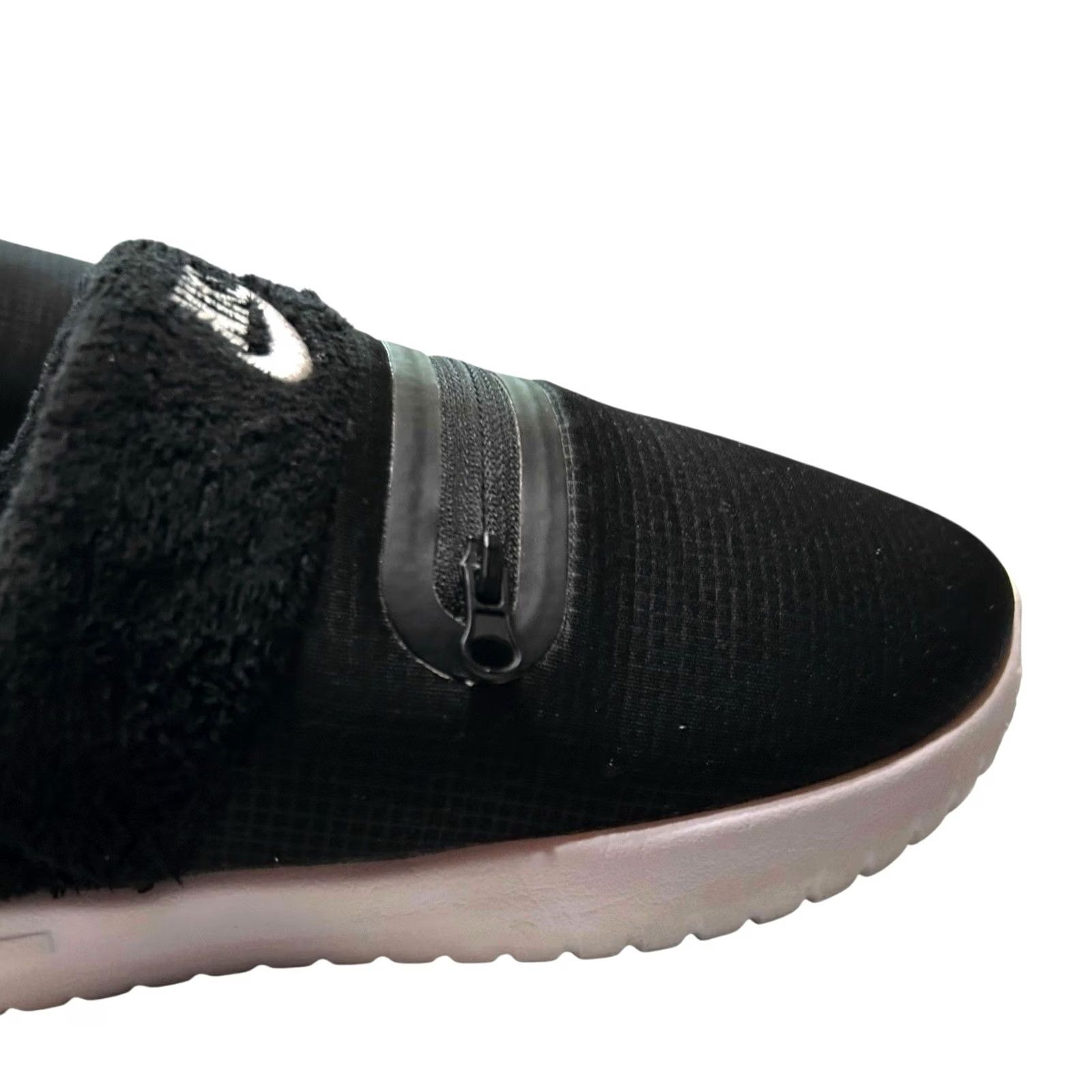 Nike Nike Burrow NA Slippers Slip On Fleece Black & White DJ3131-001 Women Size 6 Slipper, Comfort, Casual, Winter & Fall, Women’s Size M / US 6-8 / IT 42-44 - 7 Thumbnail