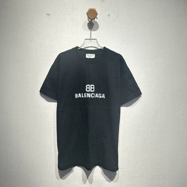 Balenciaga Balenciaga Mosaic Blurred Logo BB Letter Loose Short Sleev Size US XS / EU 42 / 0 - 1 Thumbnail
