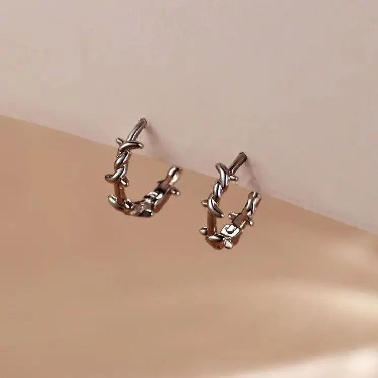 Other 925 silver color retro punk earrings （1pairs） Size ONE SIZE - 5 Thumbnail