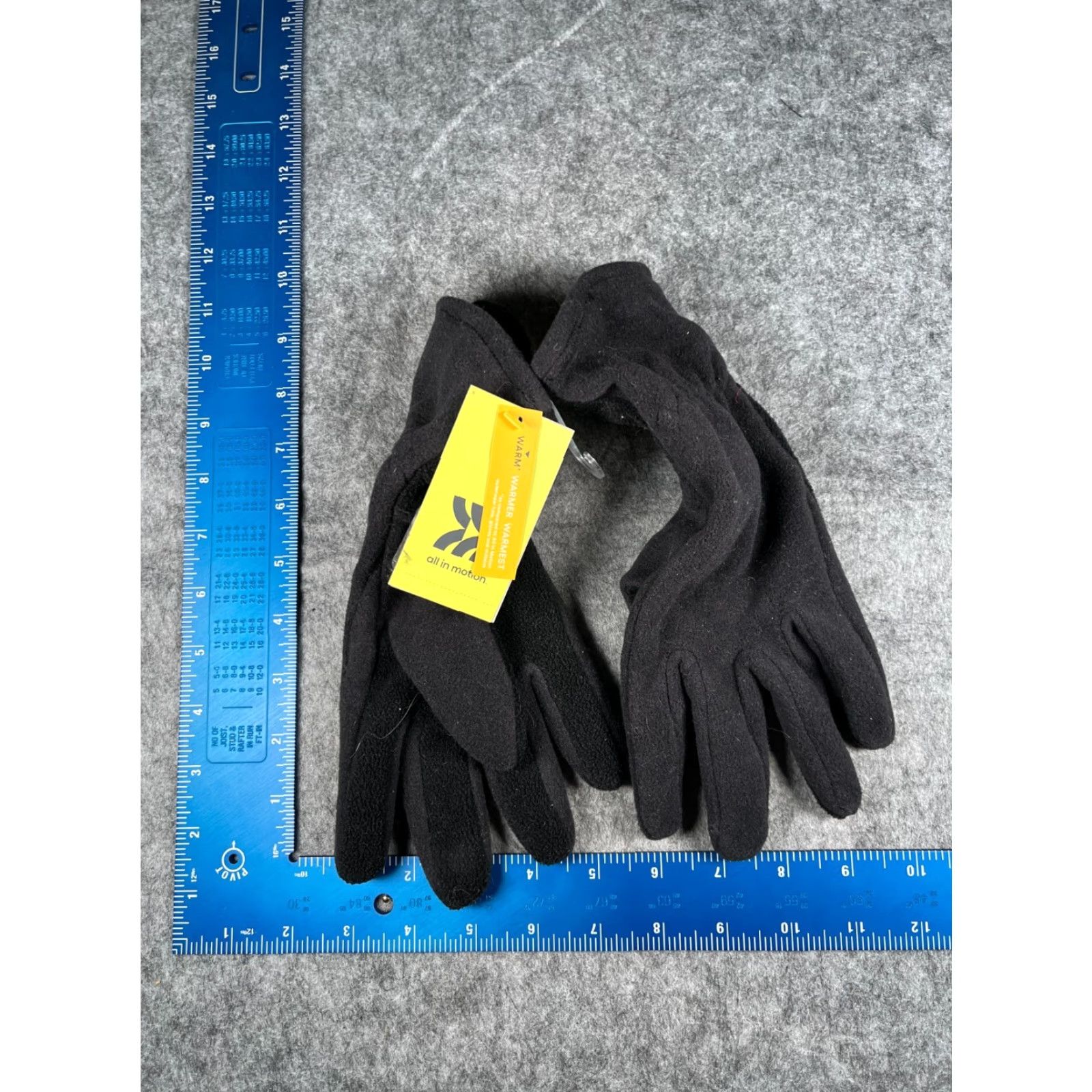 Vintage All In Motion Gloves Adult One Size Black Polyester Fleece Winter Ski Mens Size US M / EU 48-50 / 2 - 4 Thumbnail