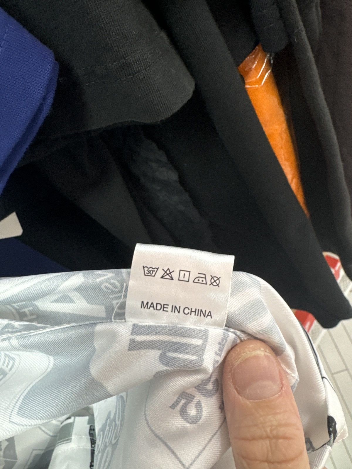 Vandy The Pink Vandy The Pink Cabana button up 2021 release Size US L / EU 52-54 / 3 - 7 Thumbnail