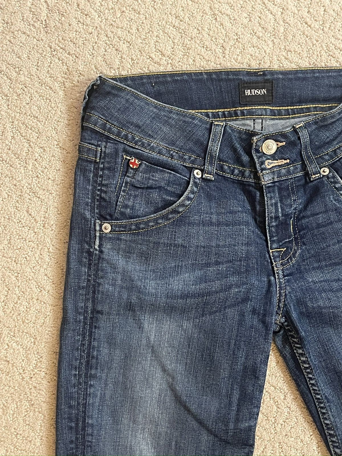 Hudson Hudson Midrise Signature Jeans Size 26" / US 2 / IT 38 - 4 Thumbnail