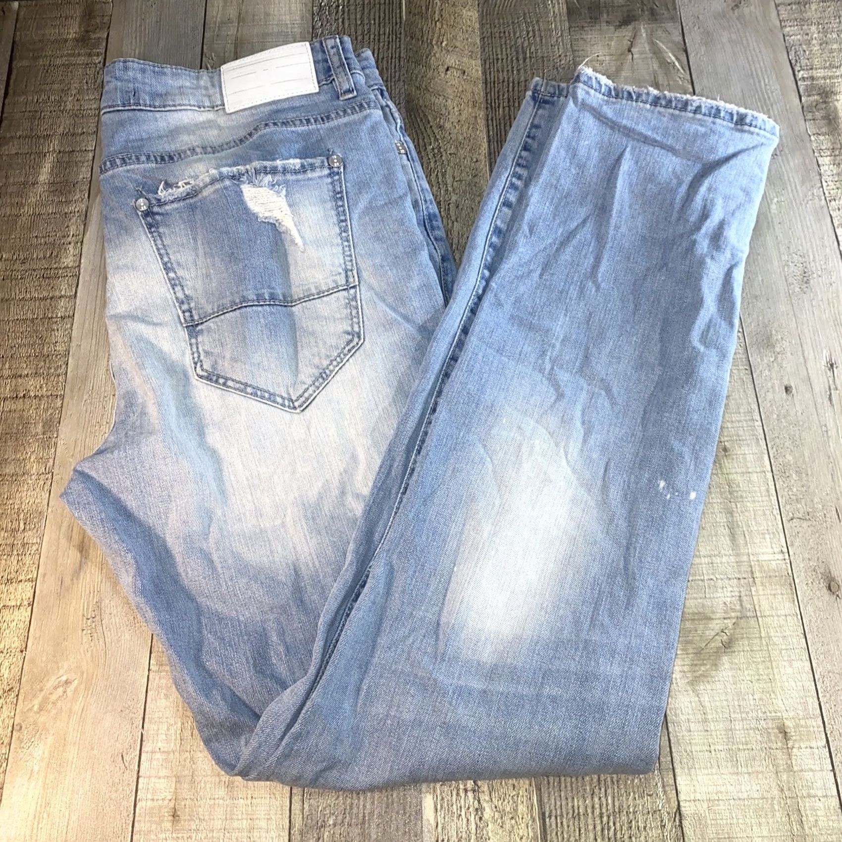 Jordan Craig Jordan Craig Jeans 32x32 White Stone Washed Straight Zipper Mens jeans 32 Regular Inseam 32 Stone Wash Legacy Edition 40x32 Size US 32 / EU 48 - 3 Thumbnail