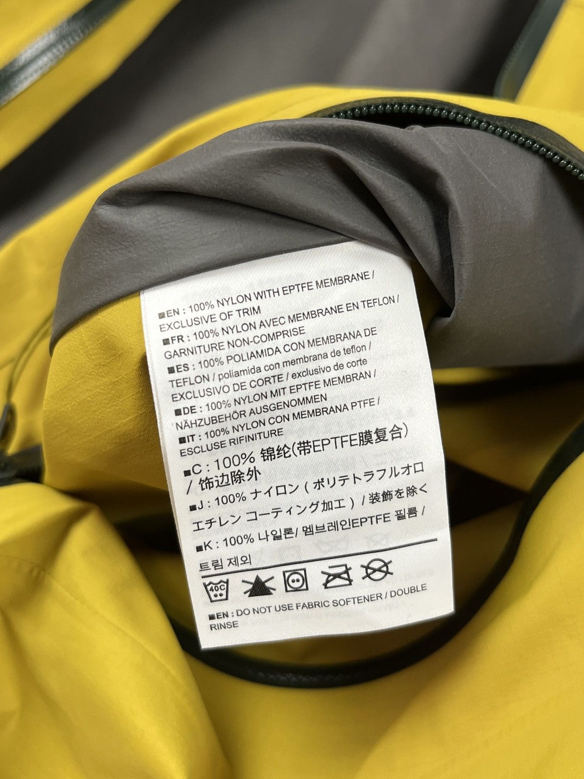 Arc'teryx × Goretex Arc’teryx BETA SL Jacket Men’s Size US XL / EU 56 / 4 - 11 Thumbnail